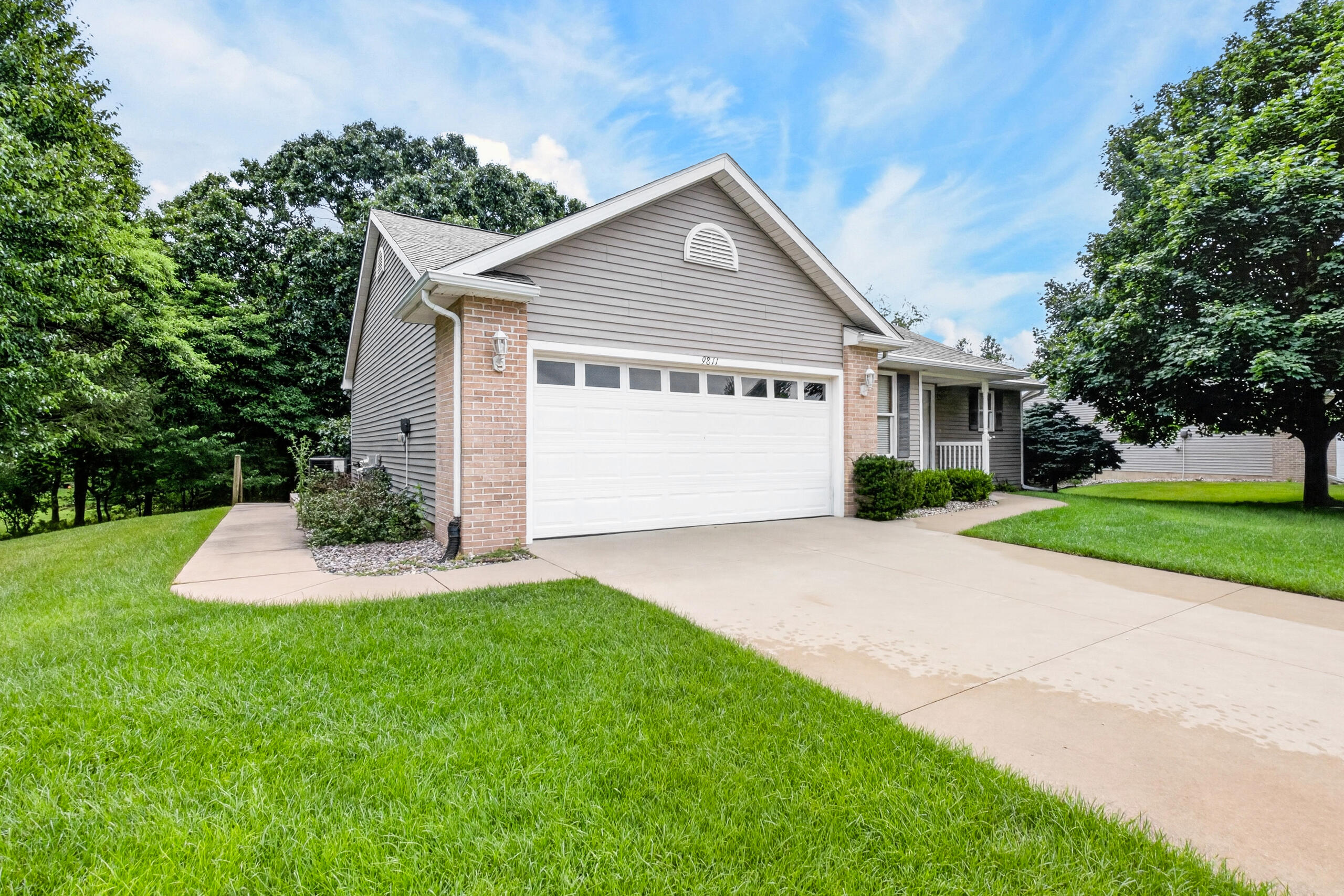 9811 Fort Myers Parkway Portage MI 49002