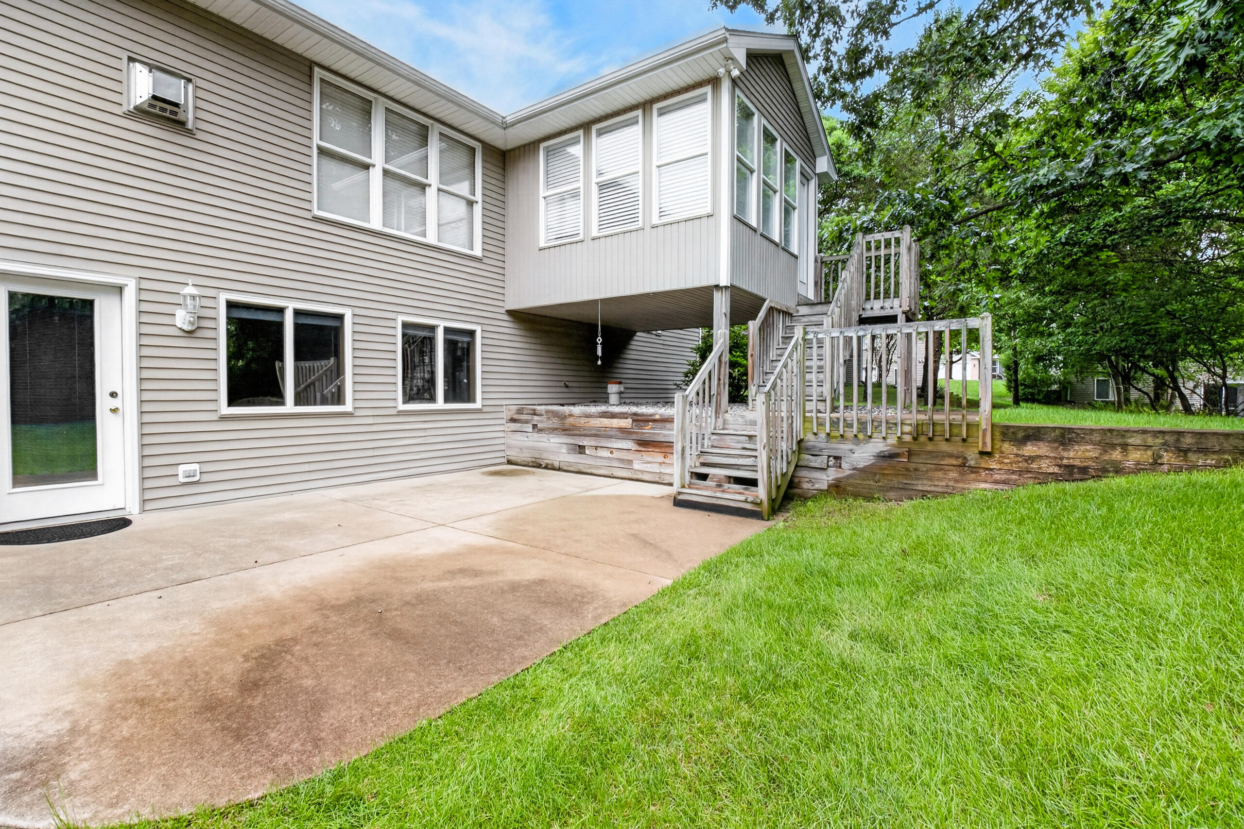 9811 Fort Myers Parkway Portage MI 49002