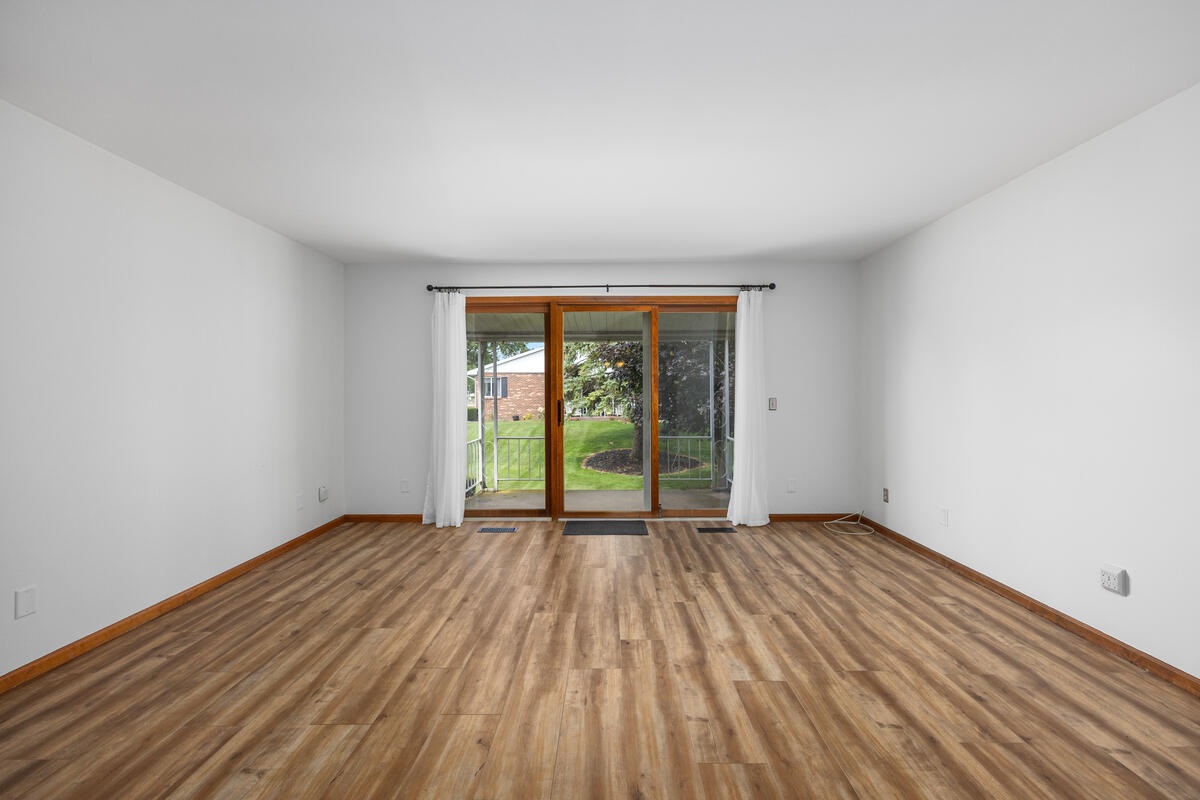 5946 Leisure South Drive SE Grand Rapids MI 49548