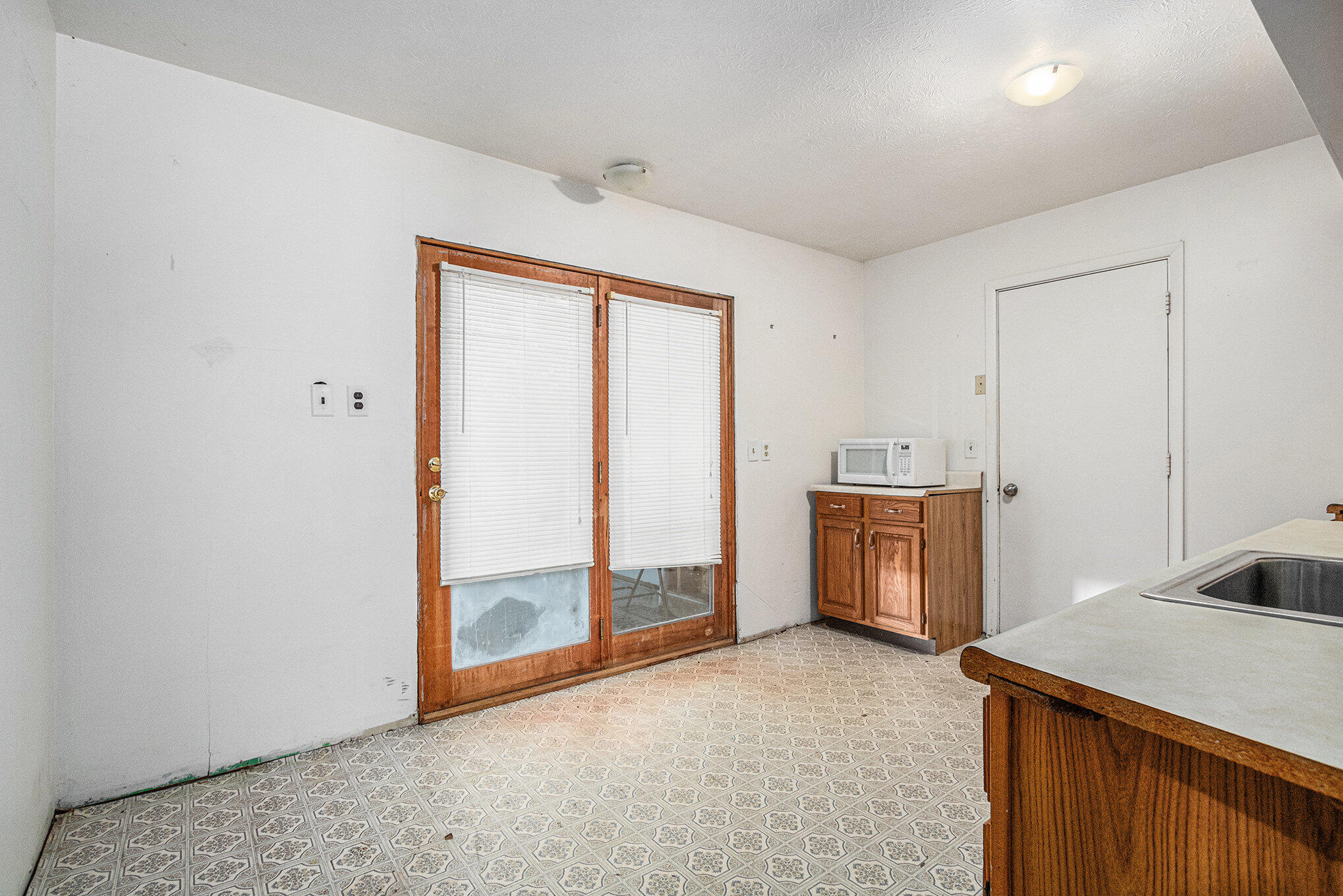 4935 Curran Road Buchanan MI 49107