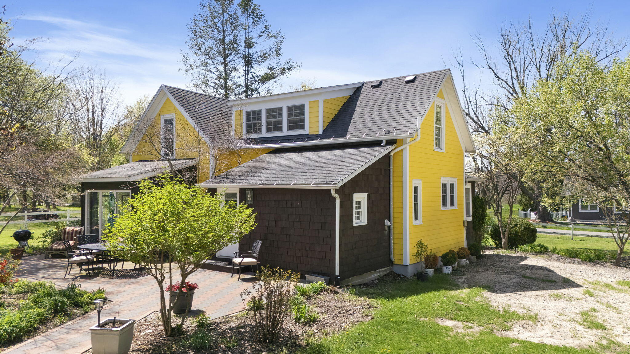 11971 S Hildebrandt Road Sawyer MI 49125