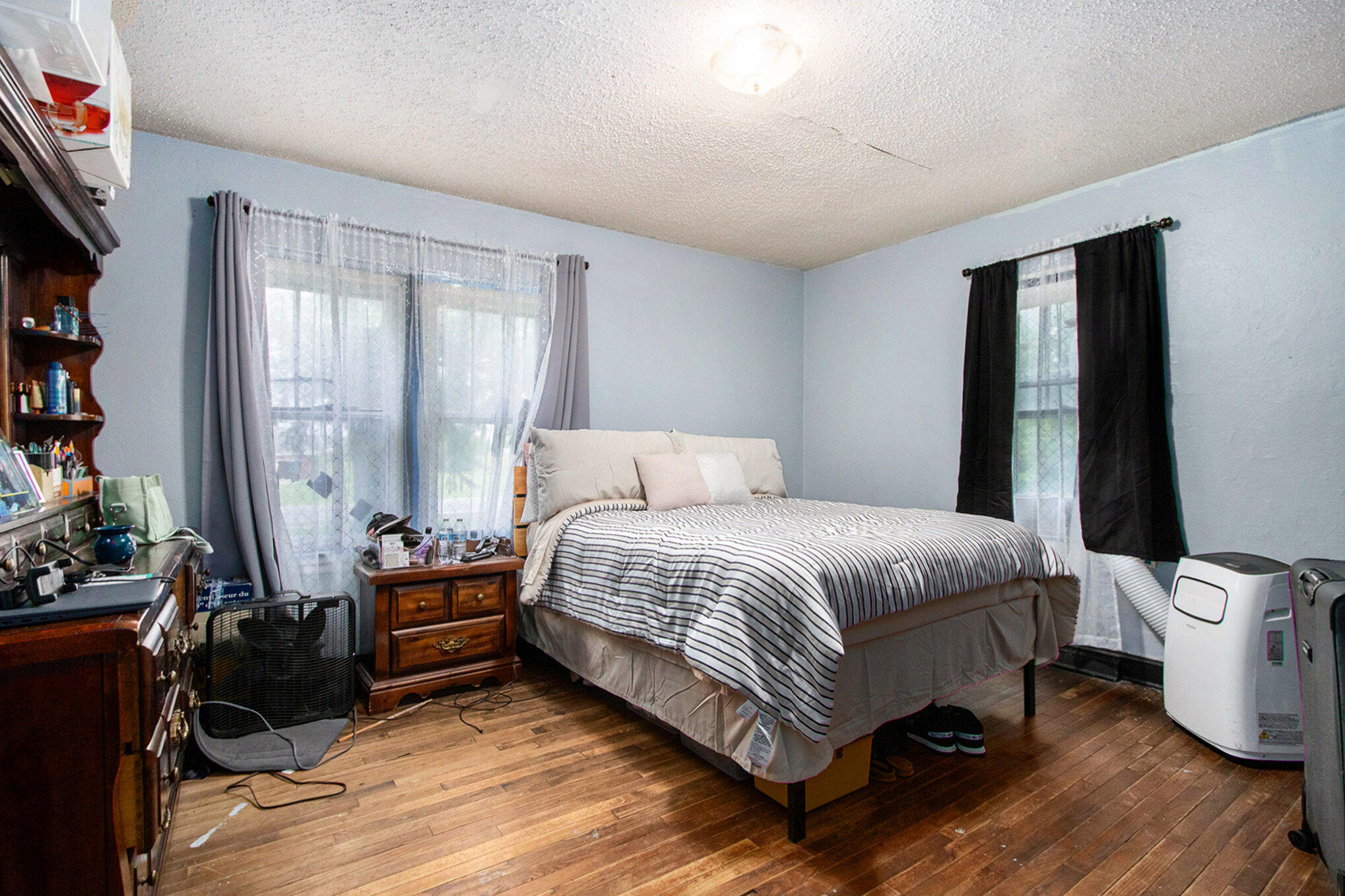 7079 Us-12 Three Oaks MI 49128