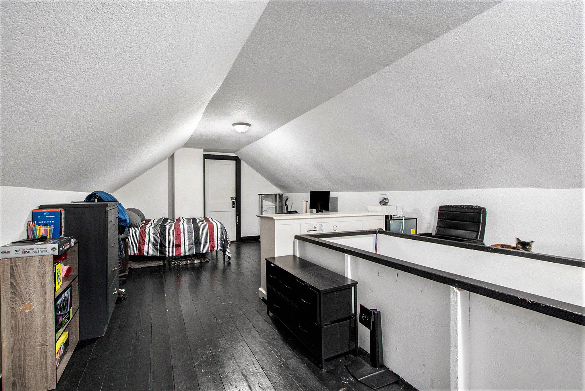 7079 Us-12 Three Oaks MI 49128