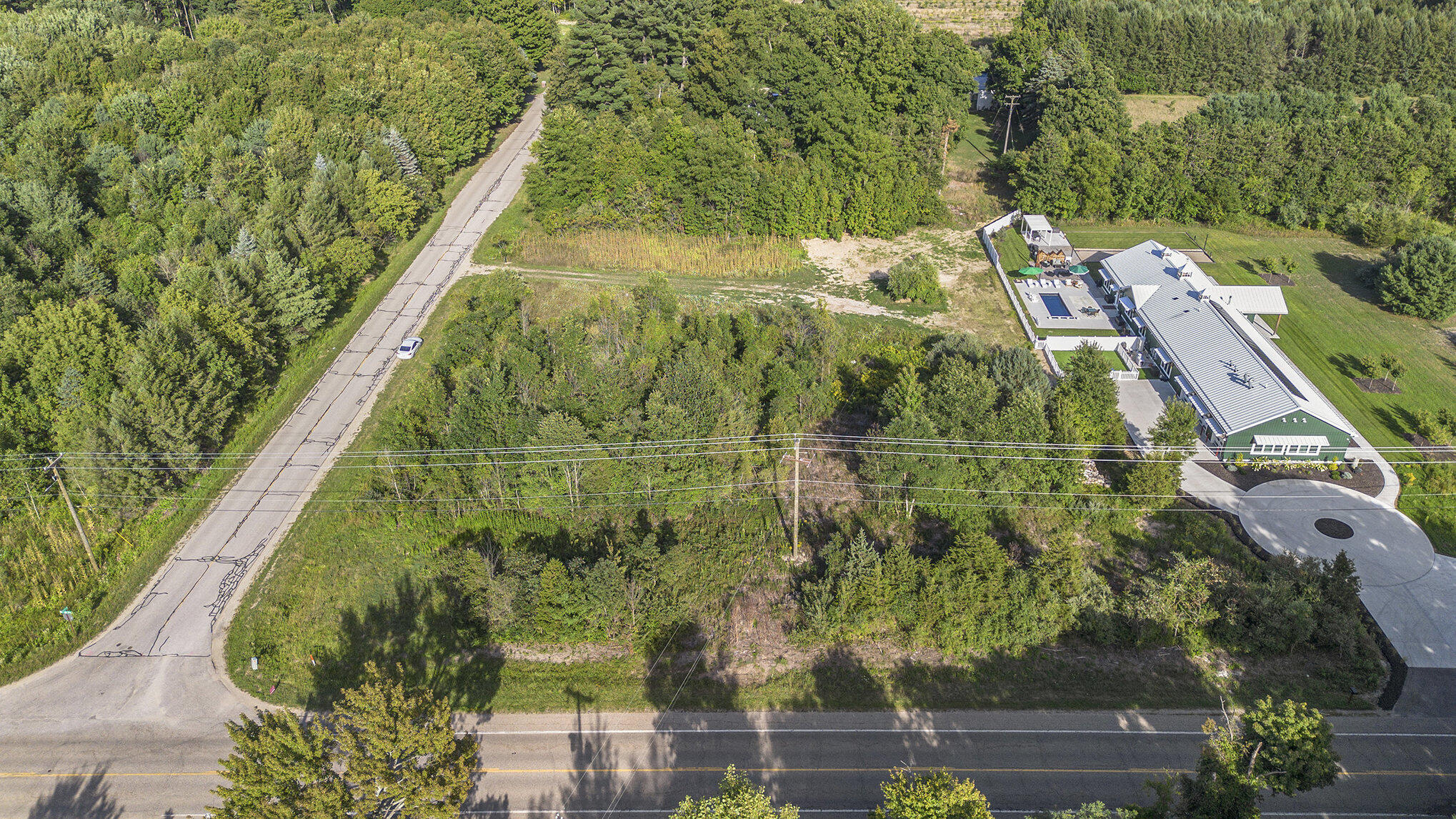 6788 120th Avenue Fennville MI 49408