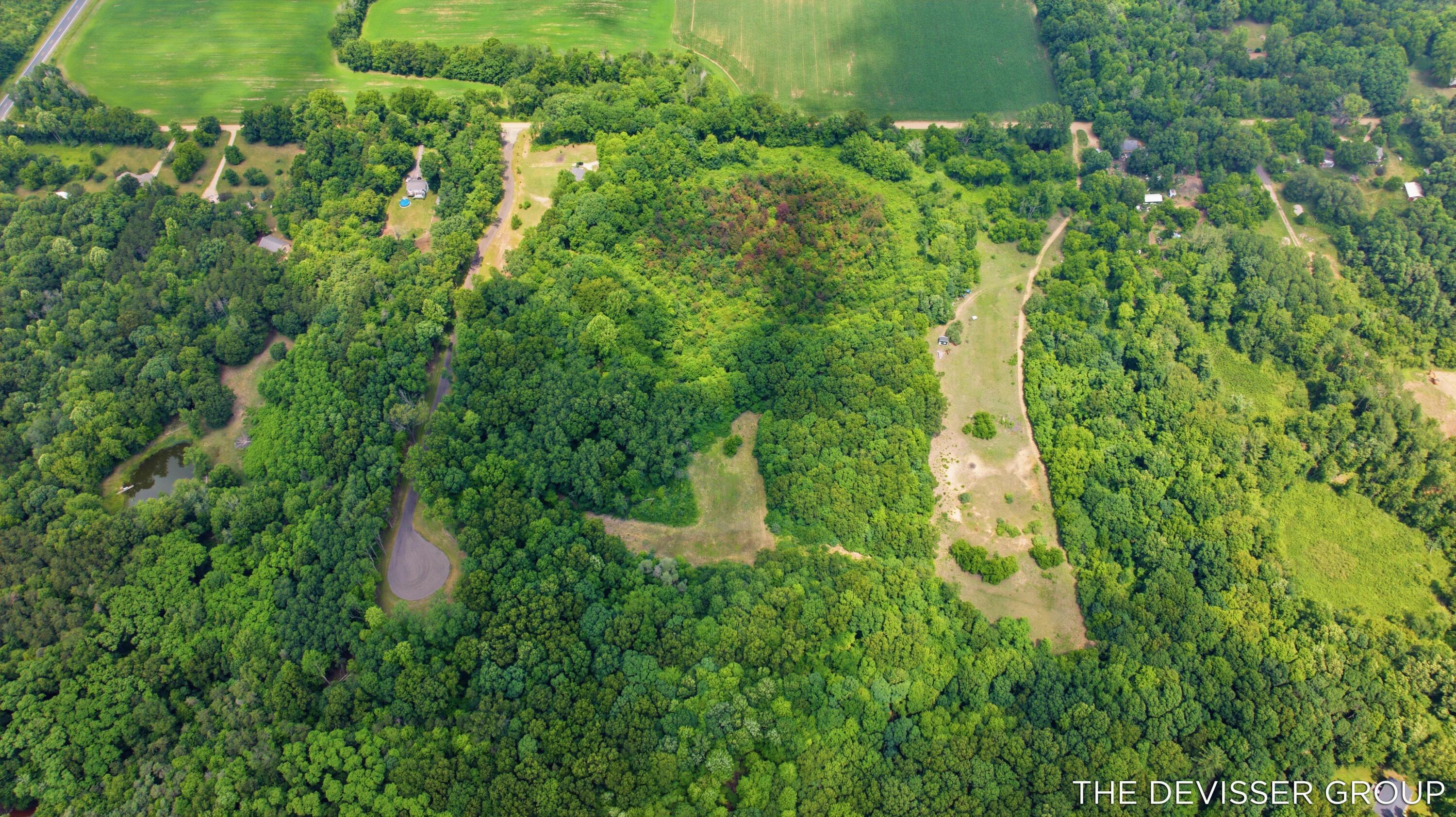 D Rolling Ridge Road Avenue Allegan MI 49010