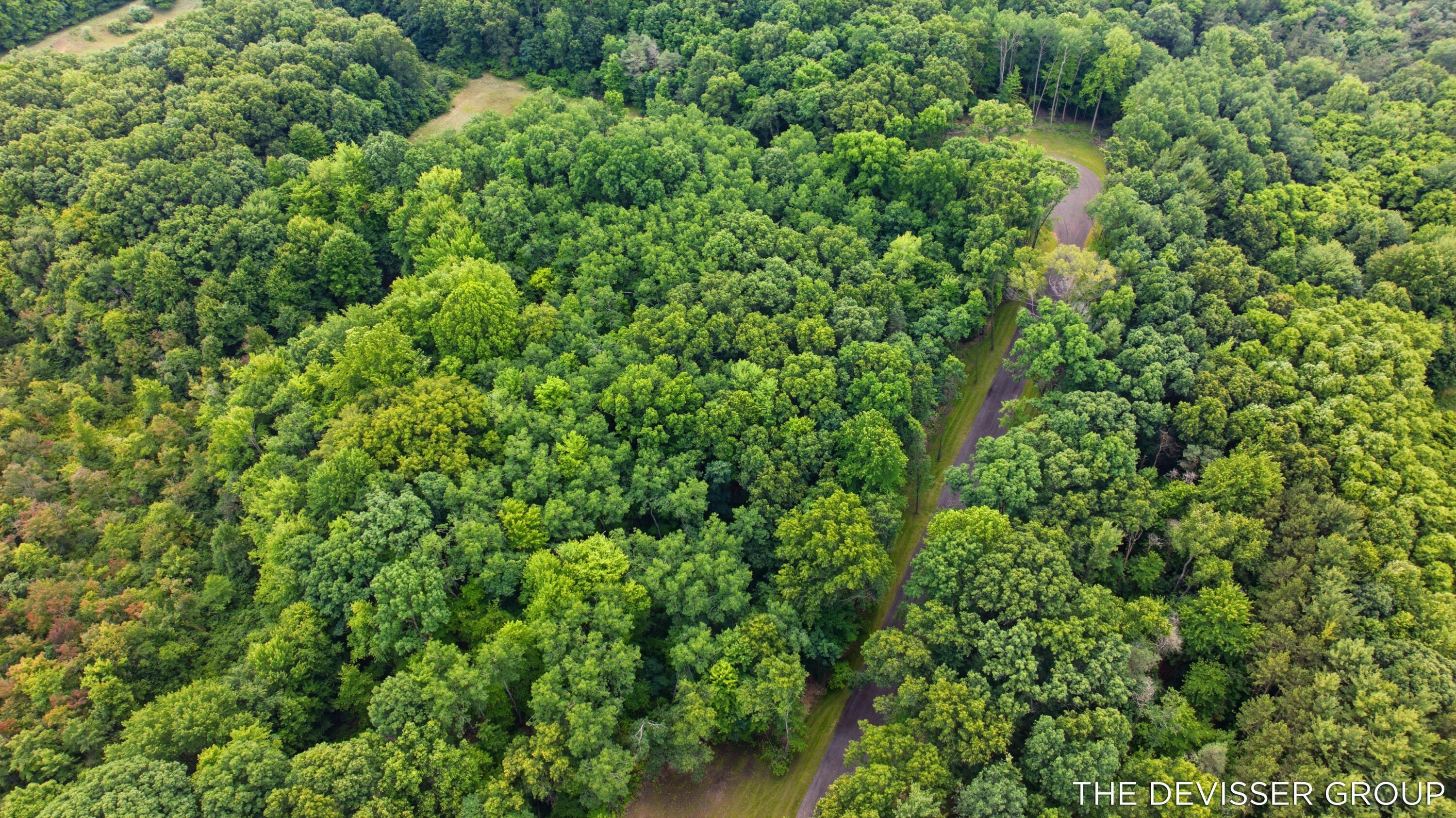 D Rolling Ridge Road Avenue Allegan MI 49010