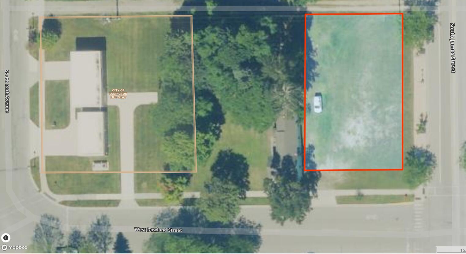 102 W Dowland Street Ludington MI 49431