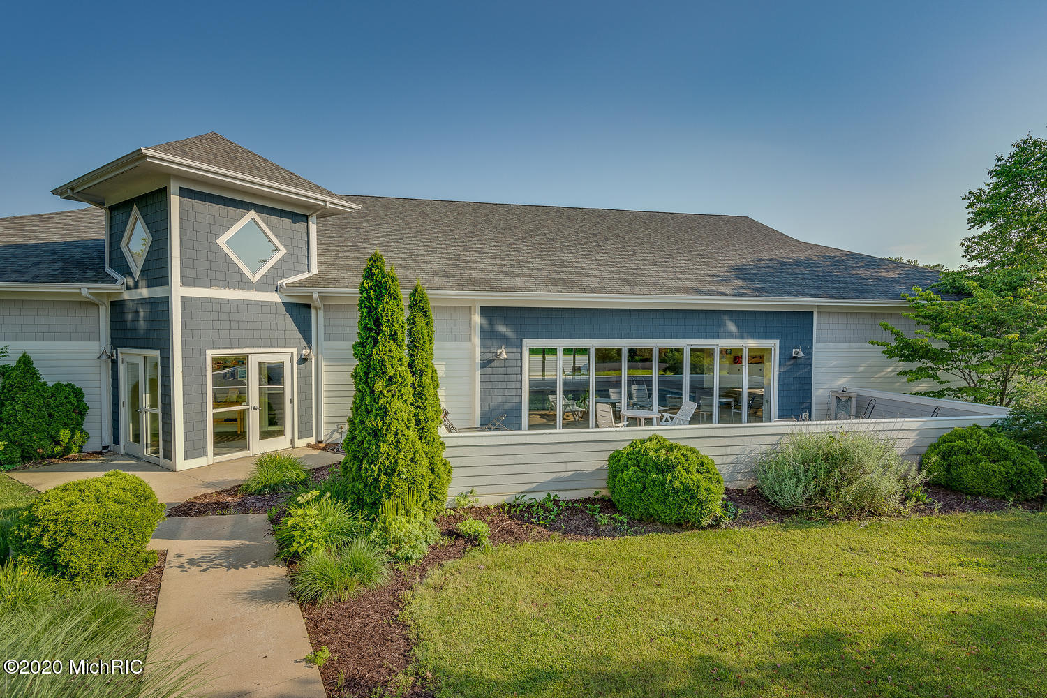 101 Diamond Point Lane New Buffalo MI 49117