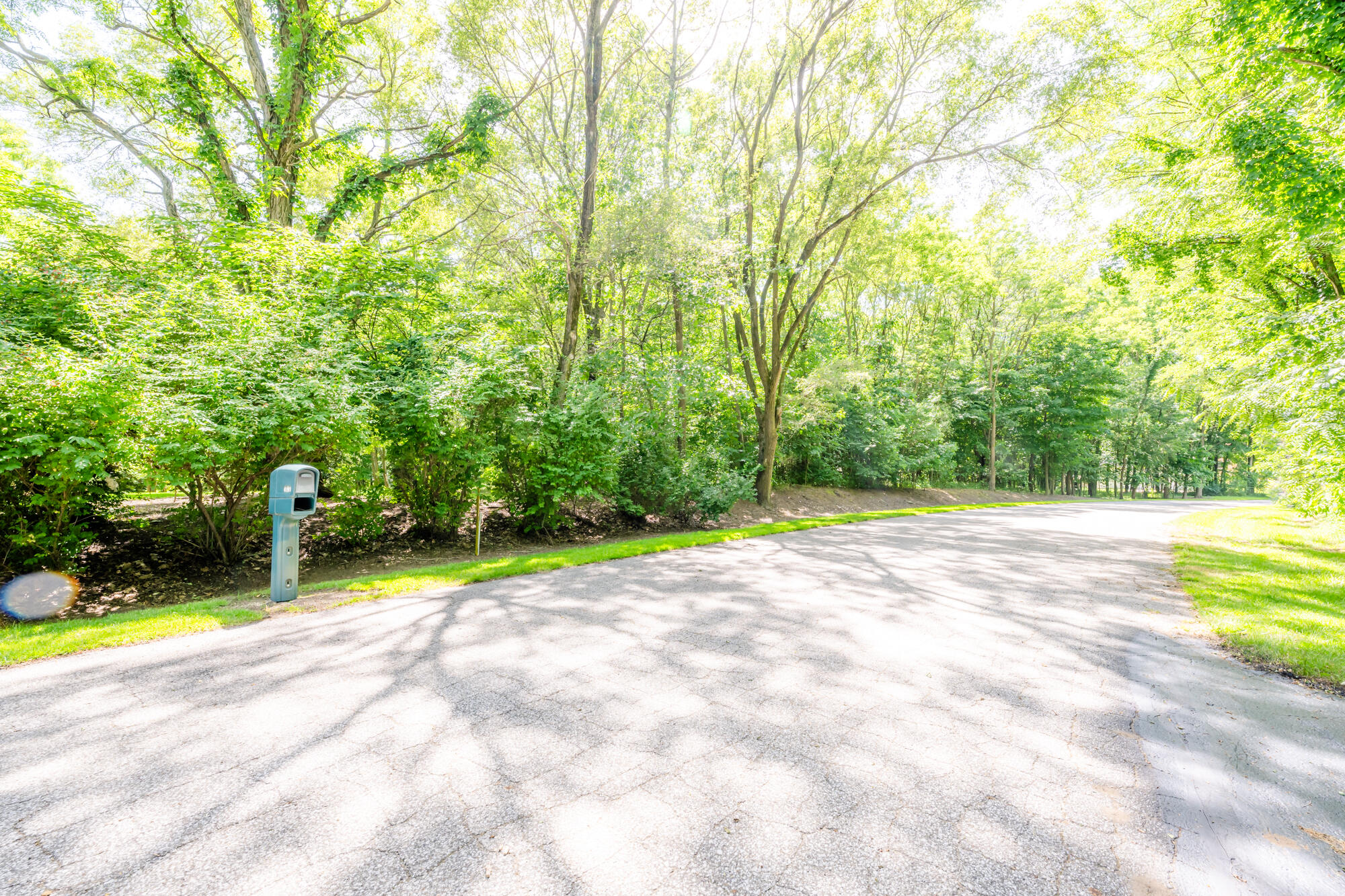 4172 Pine Wood Drive Benton Harbor MI 49022