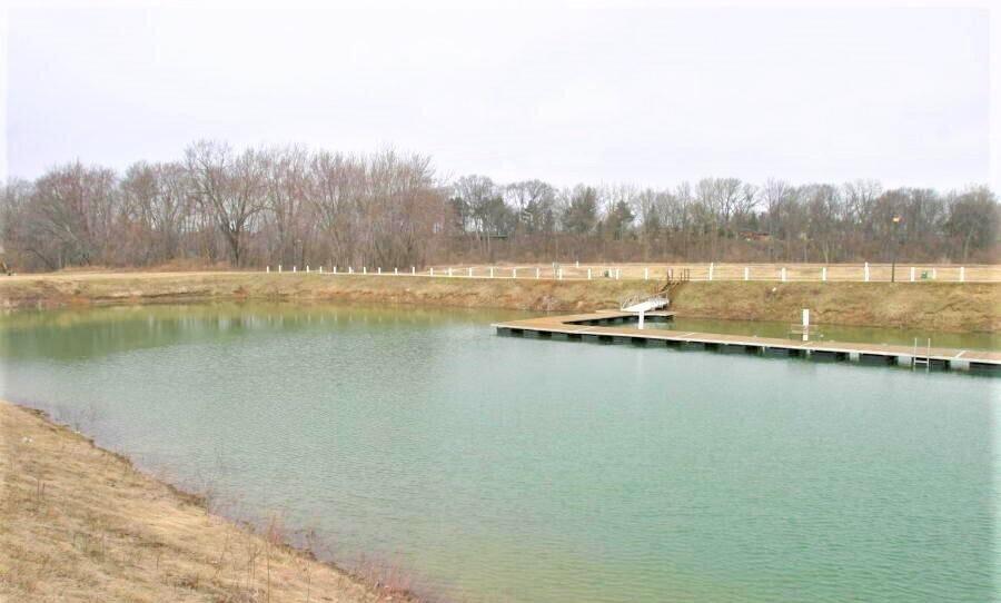 634 Swan River Drive Drive Benton Harbor MI 49022