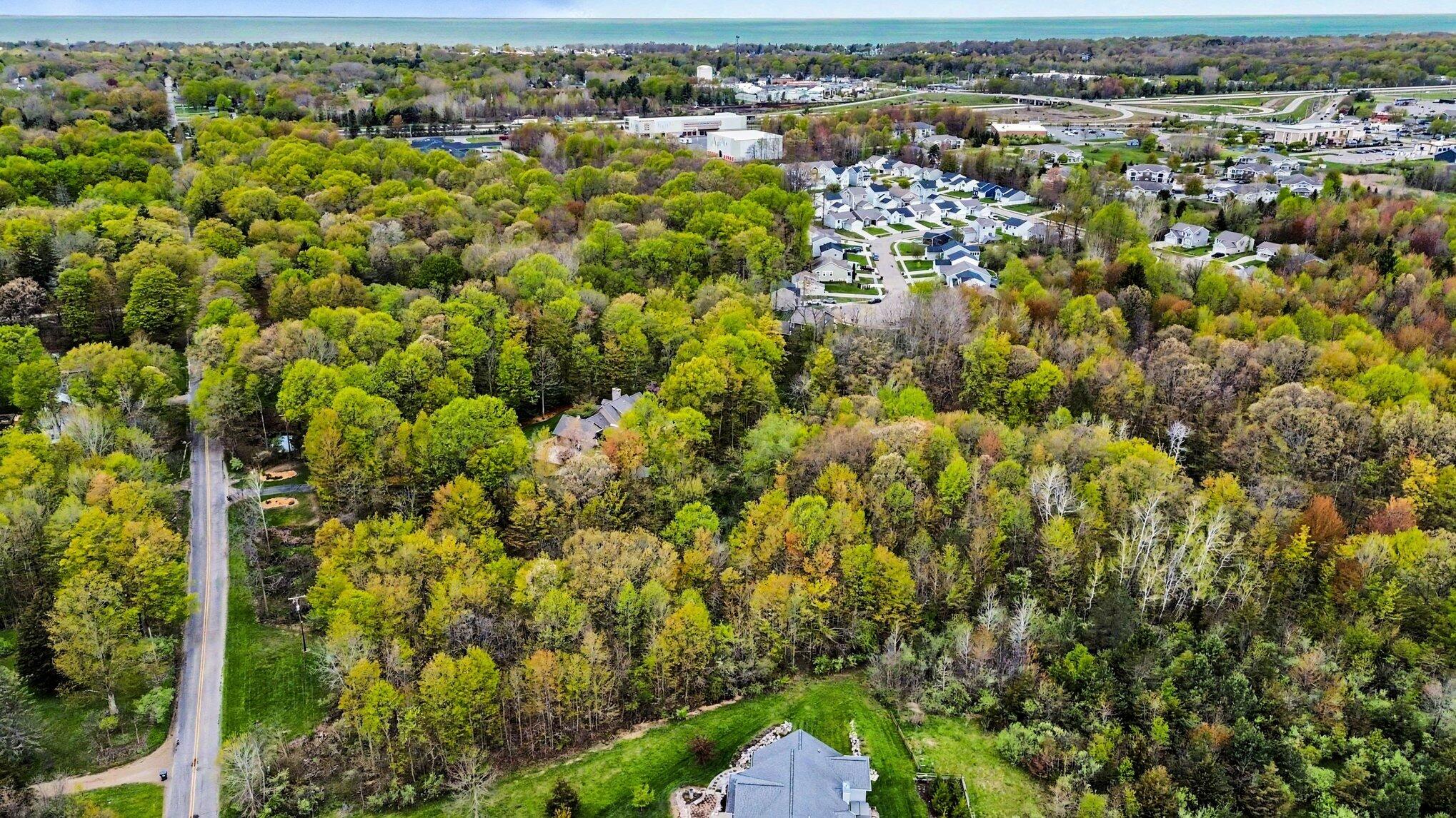 V/l 6th Avenue South Haven MI 49090