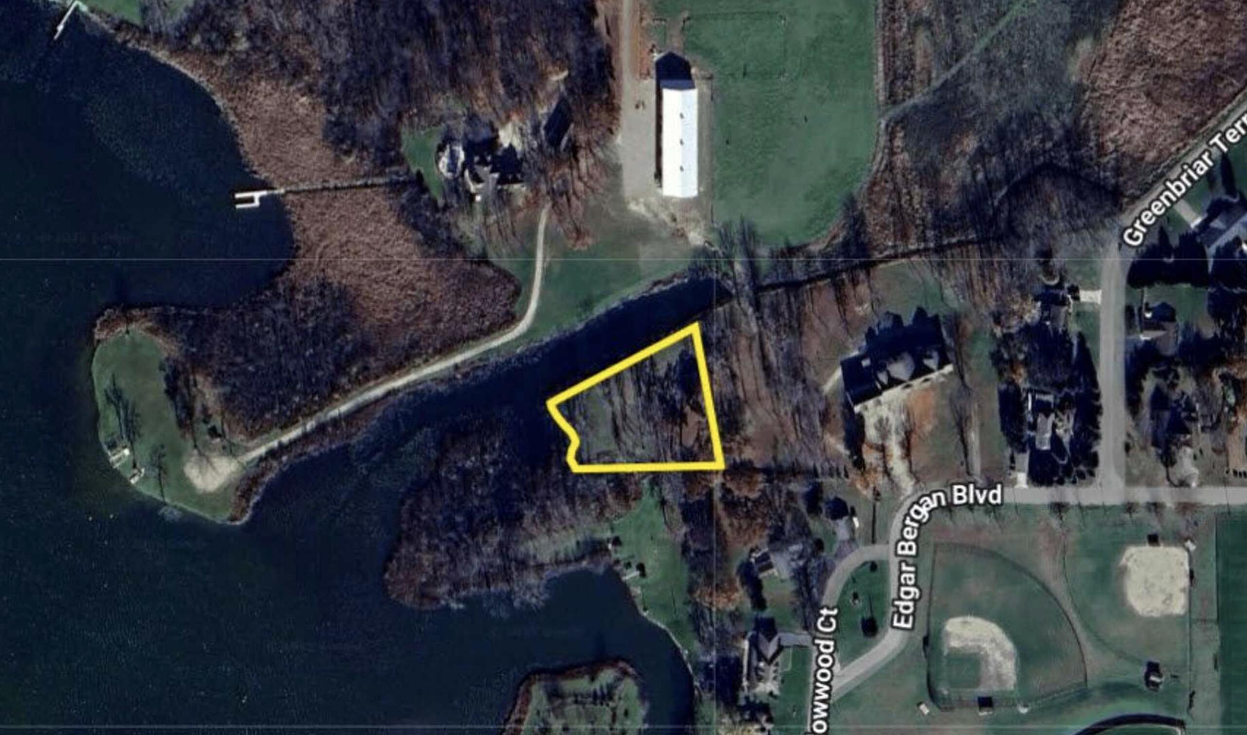 V/l W Edgar Bergen Boulevard Decatur MI 49045
