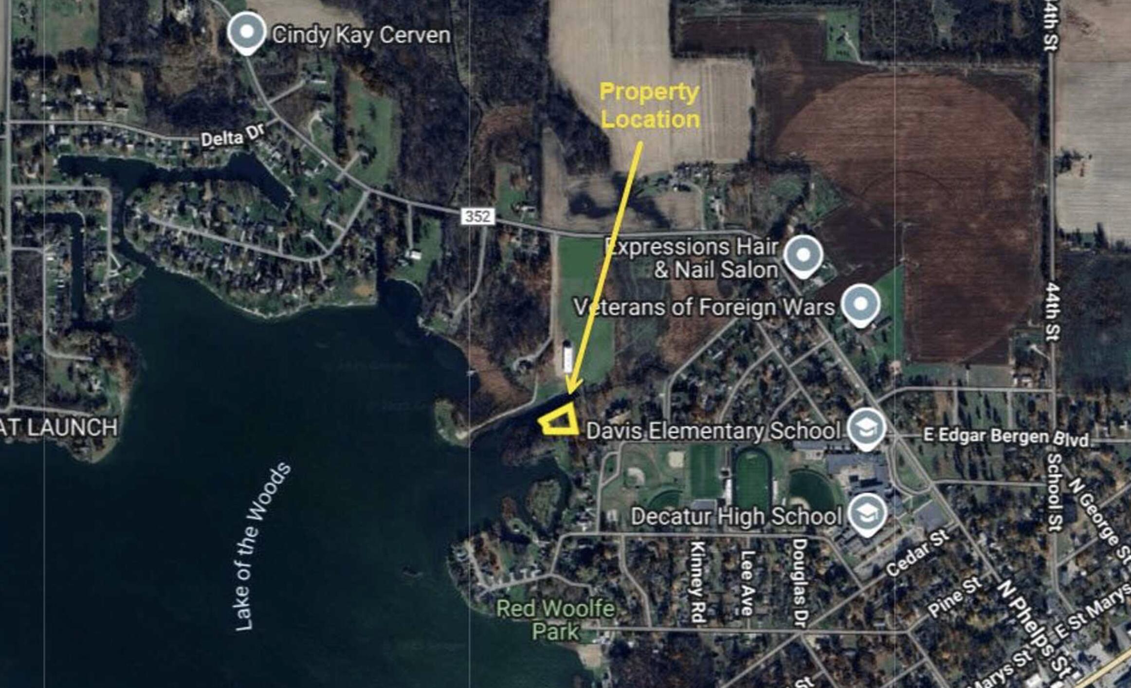 V/l W Edgar Bergen Boulevard Decatur MI 49045