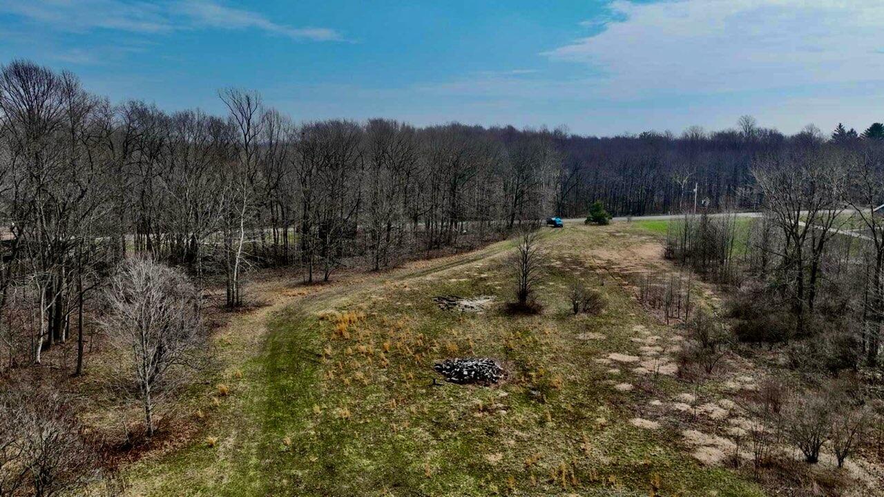 14736 Flynn Road Three Oaks MI 49128