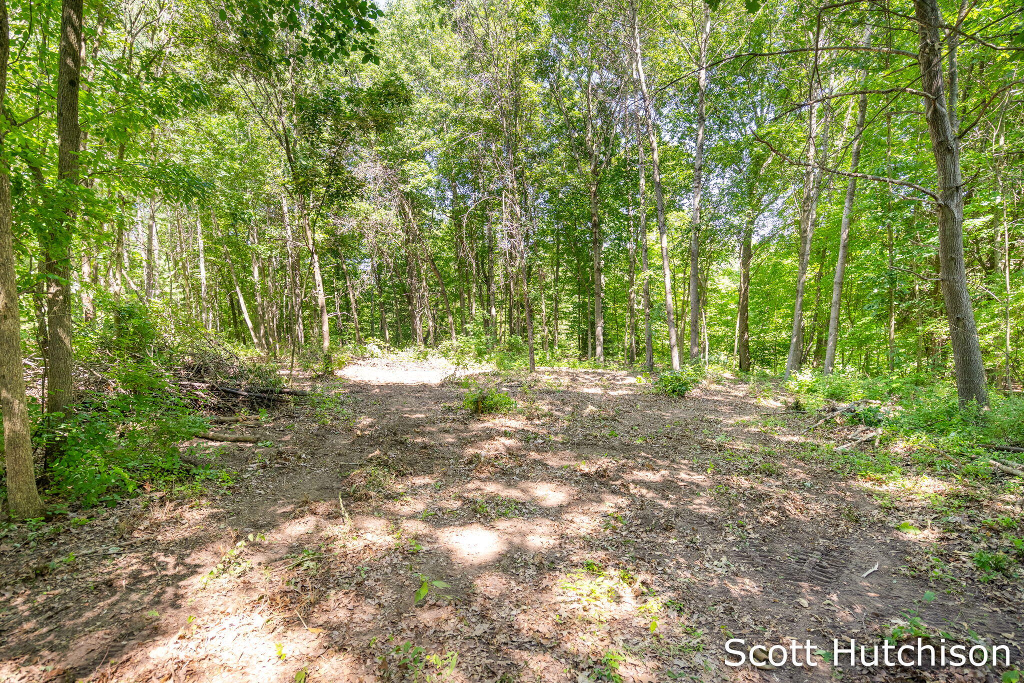 2710 12 Mile Road NE Rockford MI 49341