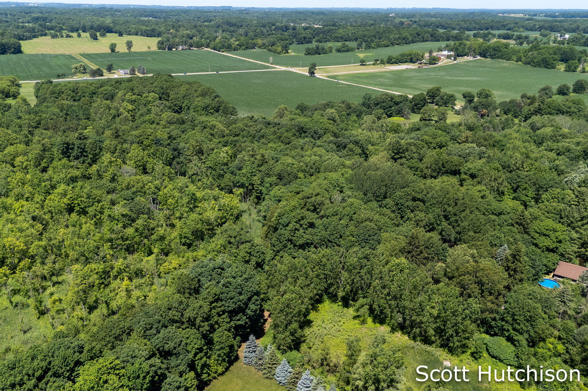 2710 12 Mile Road NE Rockford MI 49341