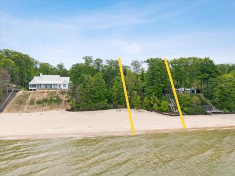 6056 Dune Path Coloma MI 49038