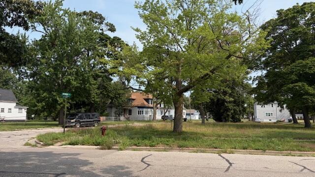 388 Jackson Avenue Muskegon MI 49442