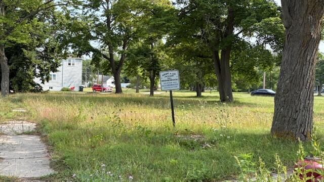 388 Jackson Avenue Muskegon MI 49442