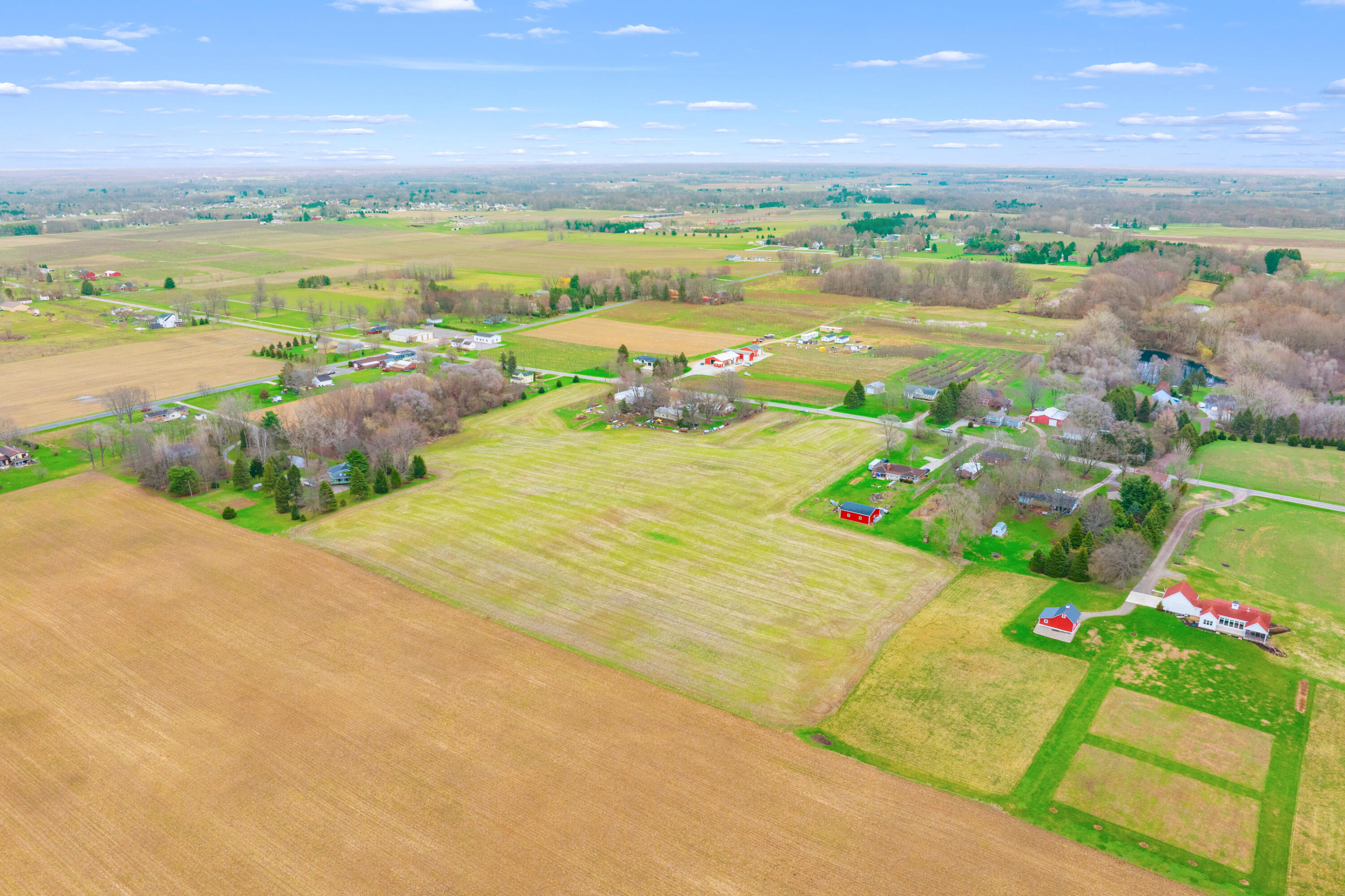V/l 4 Scottdale Road Berrien Springs MI 49103