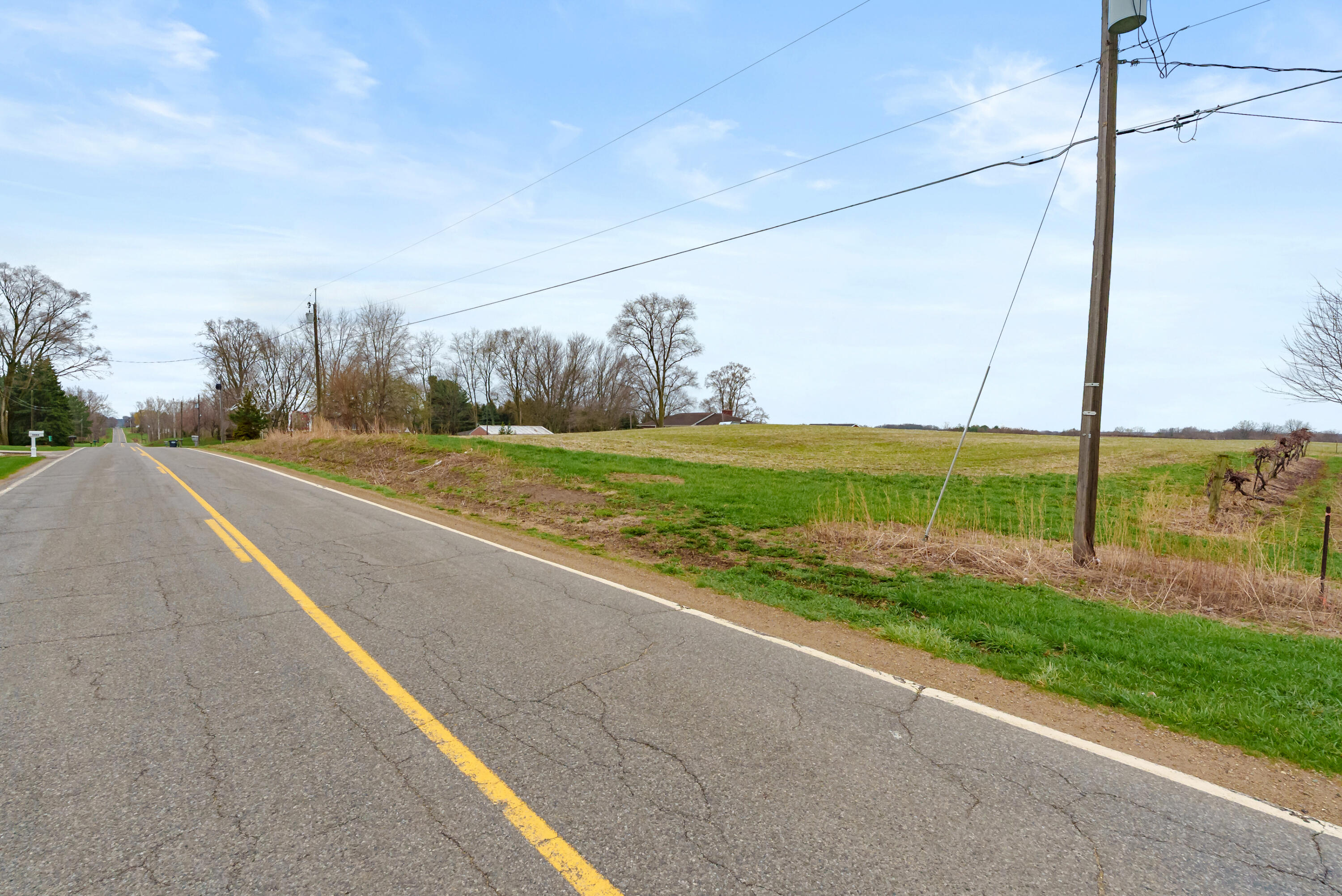 V/l 4 Scottdale Road Berrien Springs MI 49103
