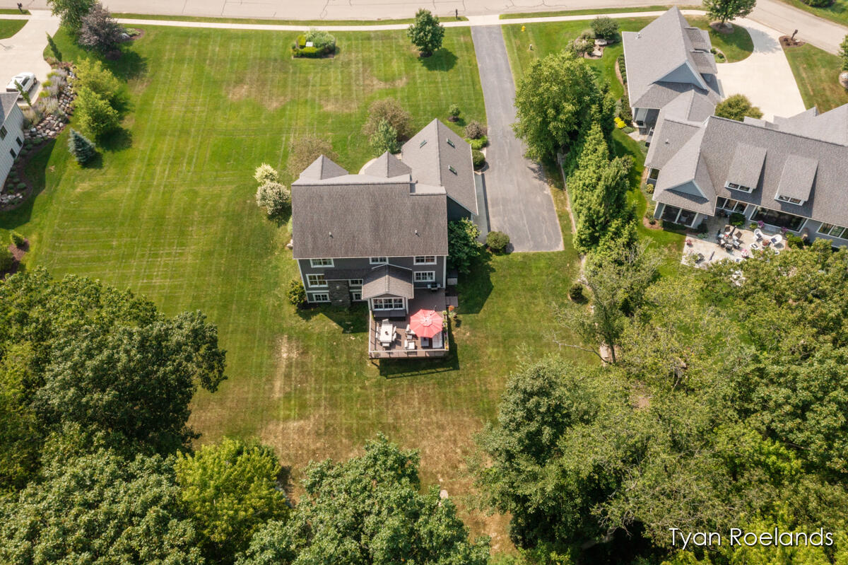 3769 Lake Birch Street NE Grand Rapids MI 49525