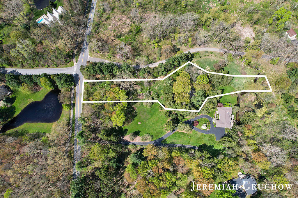 8725 Conservation Street NE Ada MI 49301