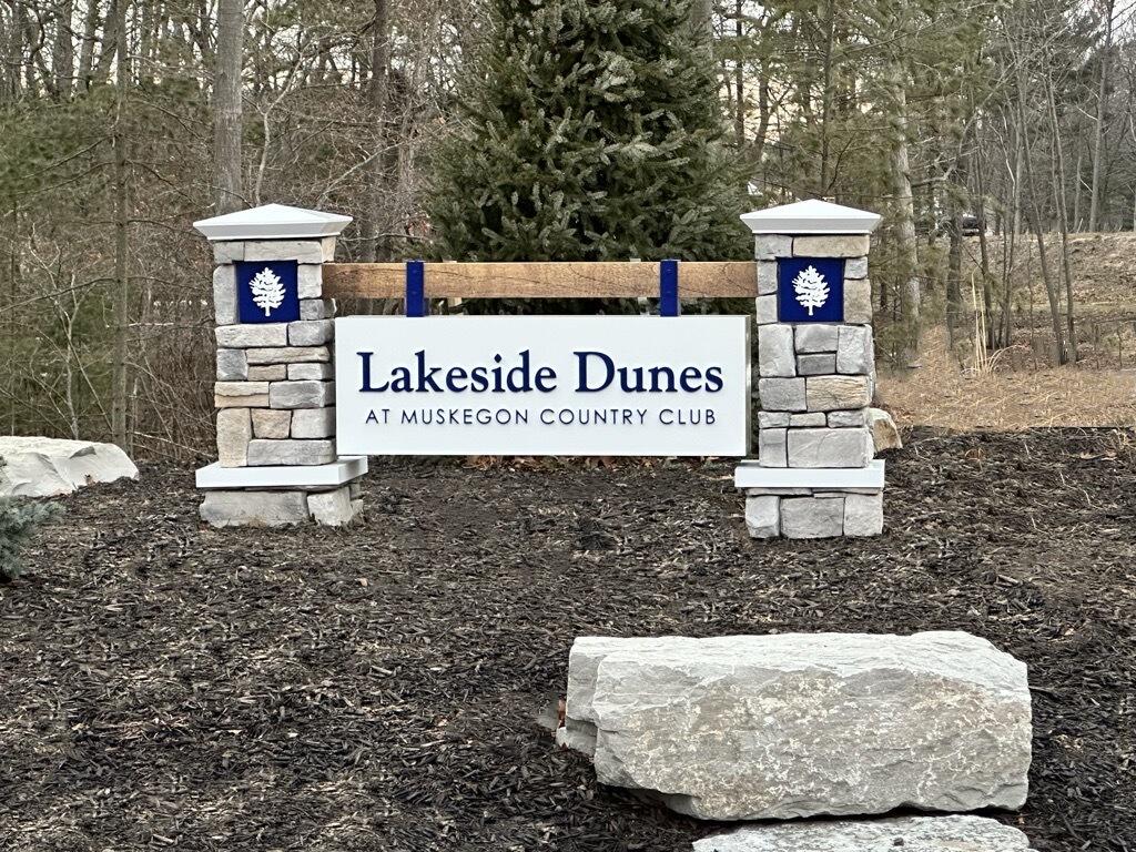 2877 Duneside Trail Muskegon MI 49441