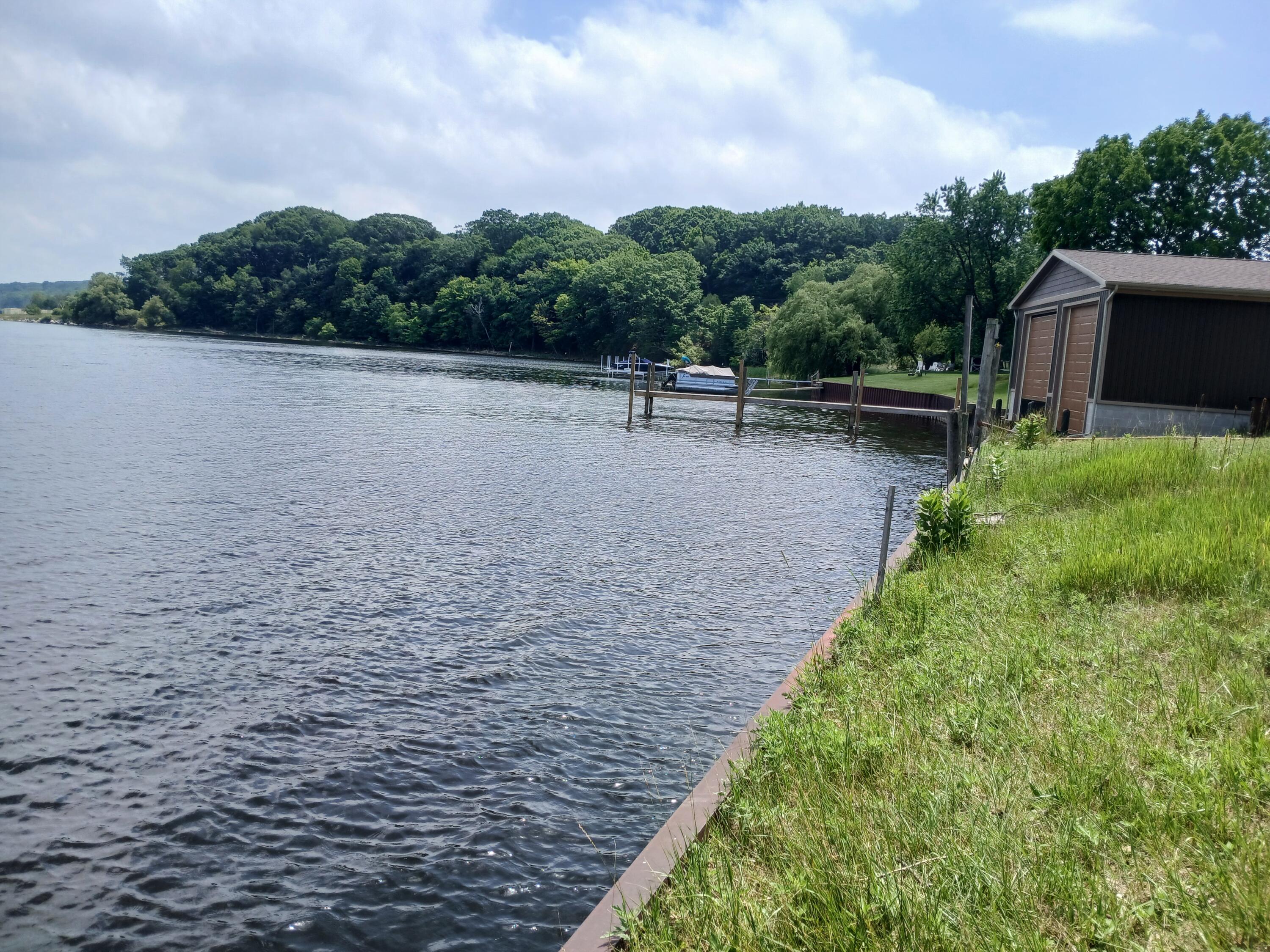 846 S Lakeshore Drive Ludington MI 49431