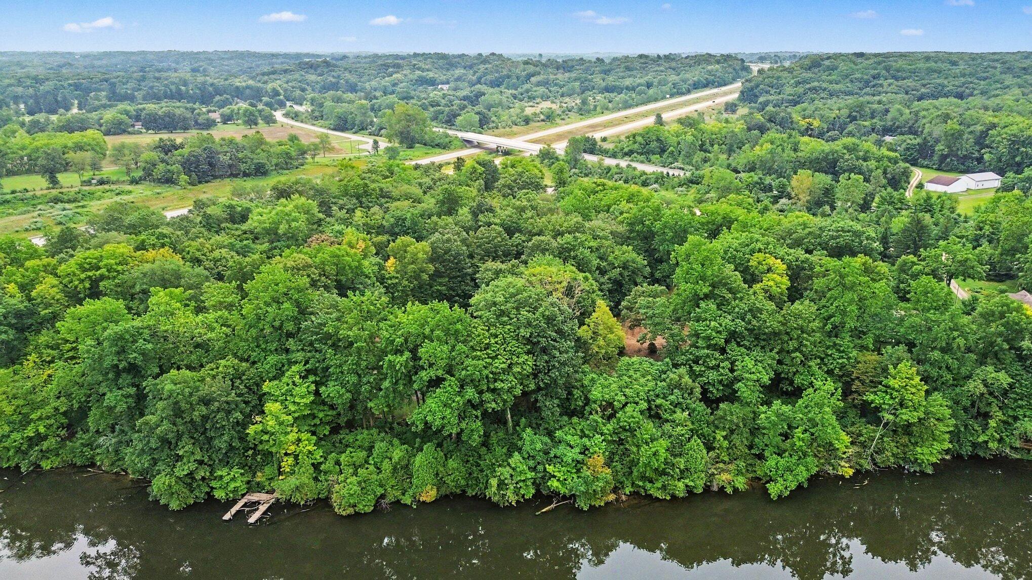 4239 Lake Chapin Bluff Berrien Springs MI 49103