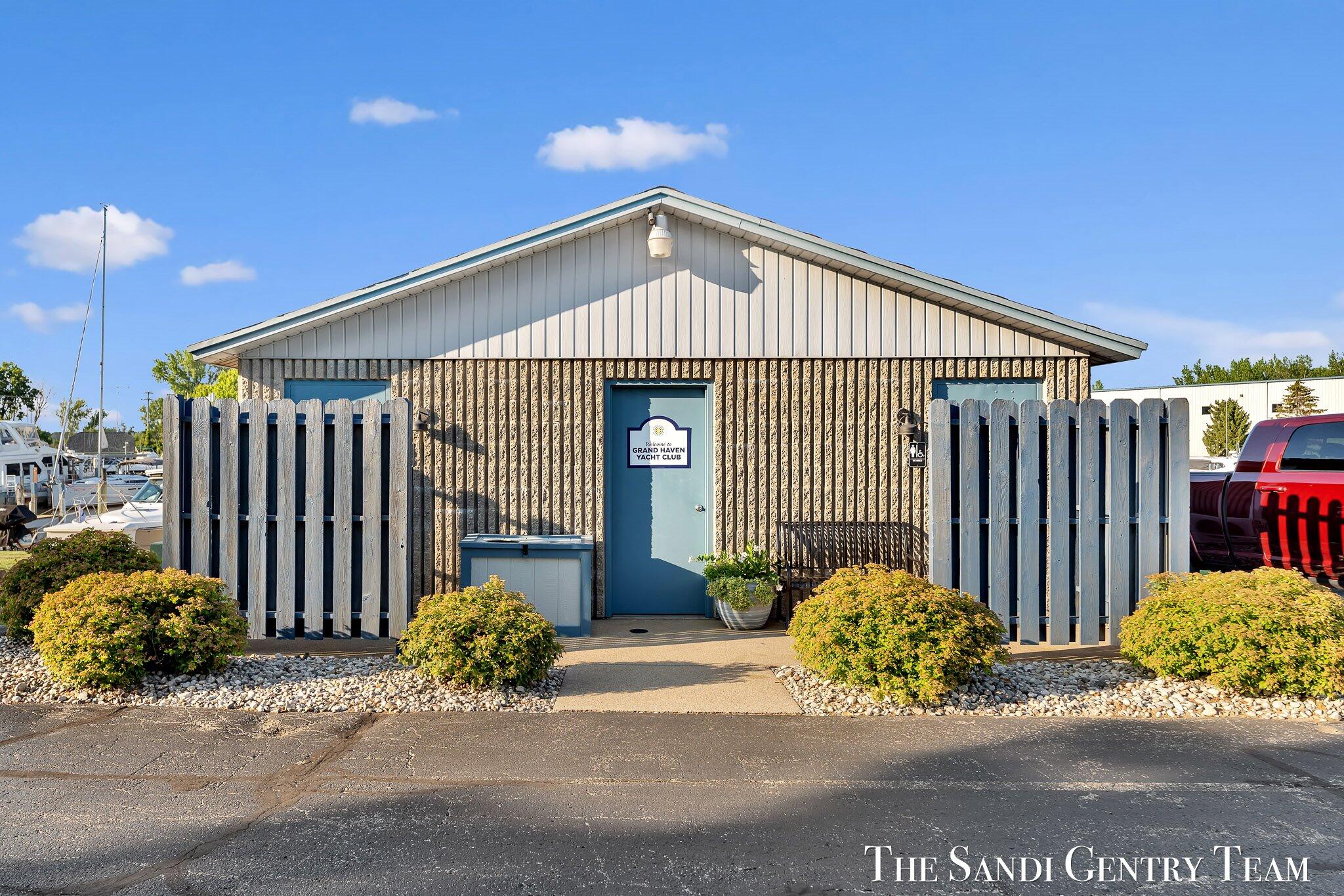 132 Wharfside Grand Haven MI 49417
