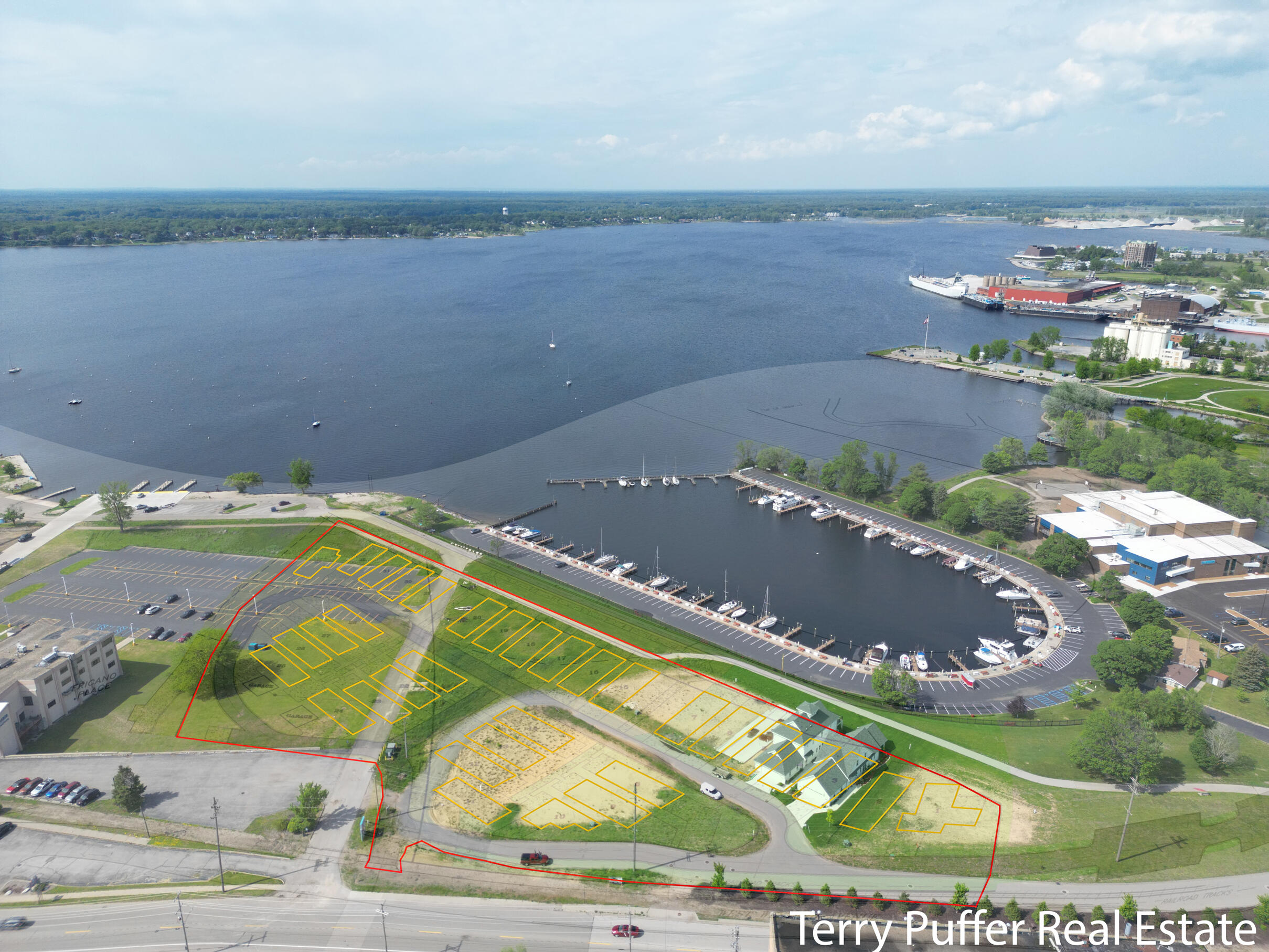 1007 Boardwalk Cove Drive Muskegon MI 49441
