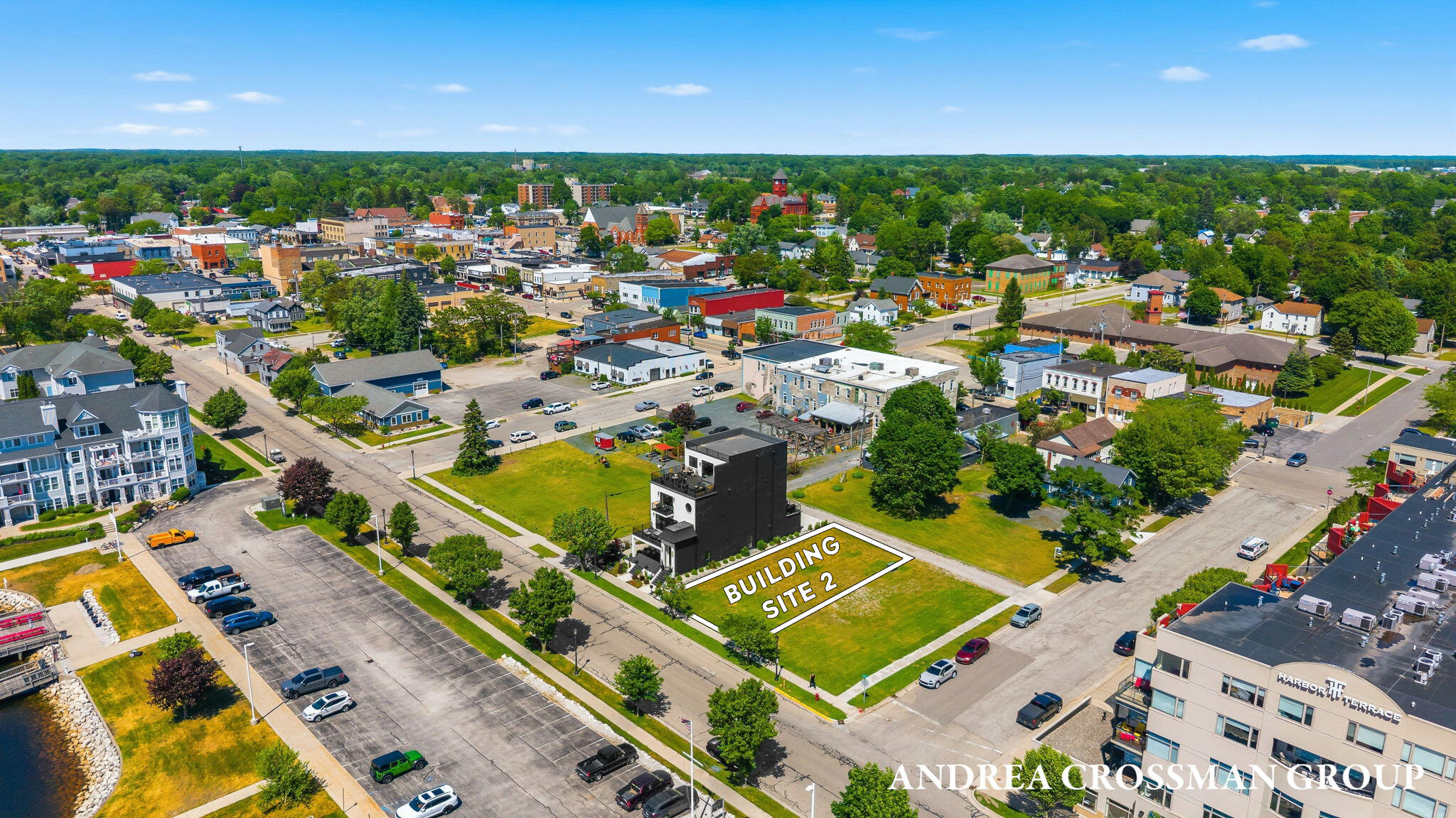 413 S Rath Avenue Ludington MI 49431