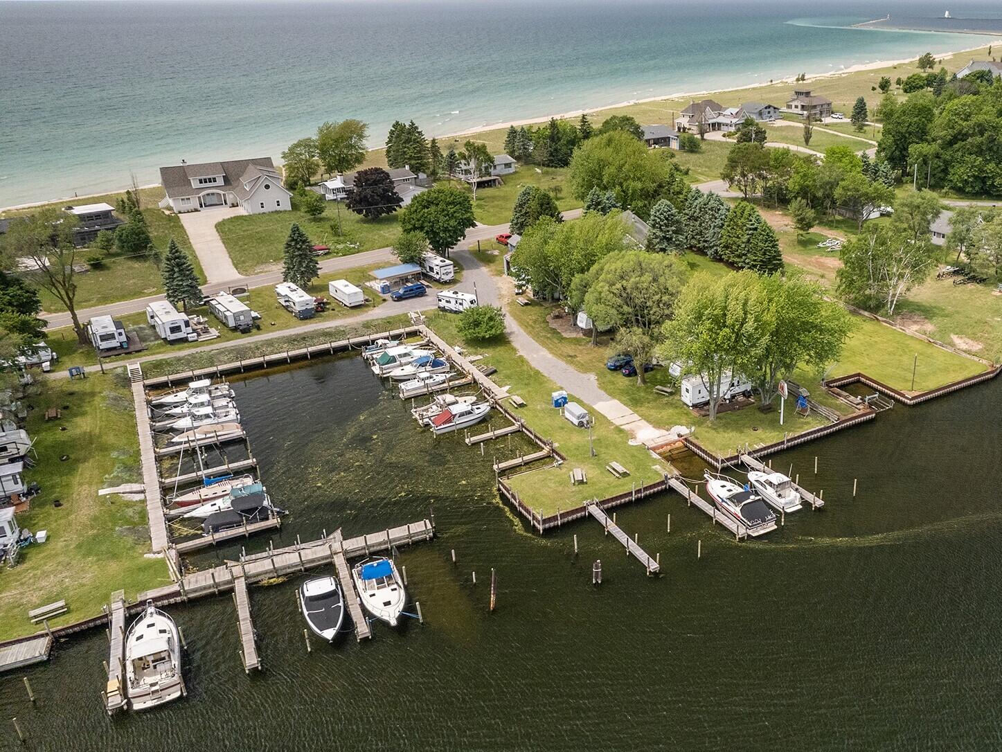 846 S Lakeshore Drive Ludington MI 49431