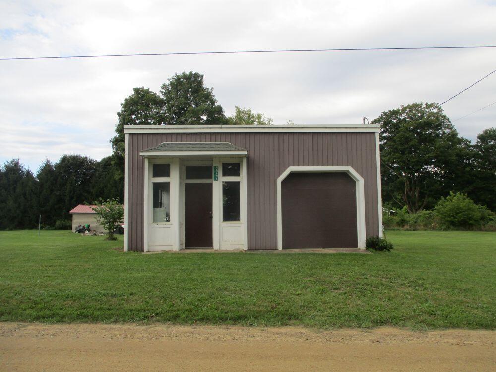 55694 Goff Lake Road Marcellus MI 49067