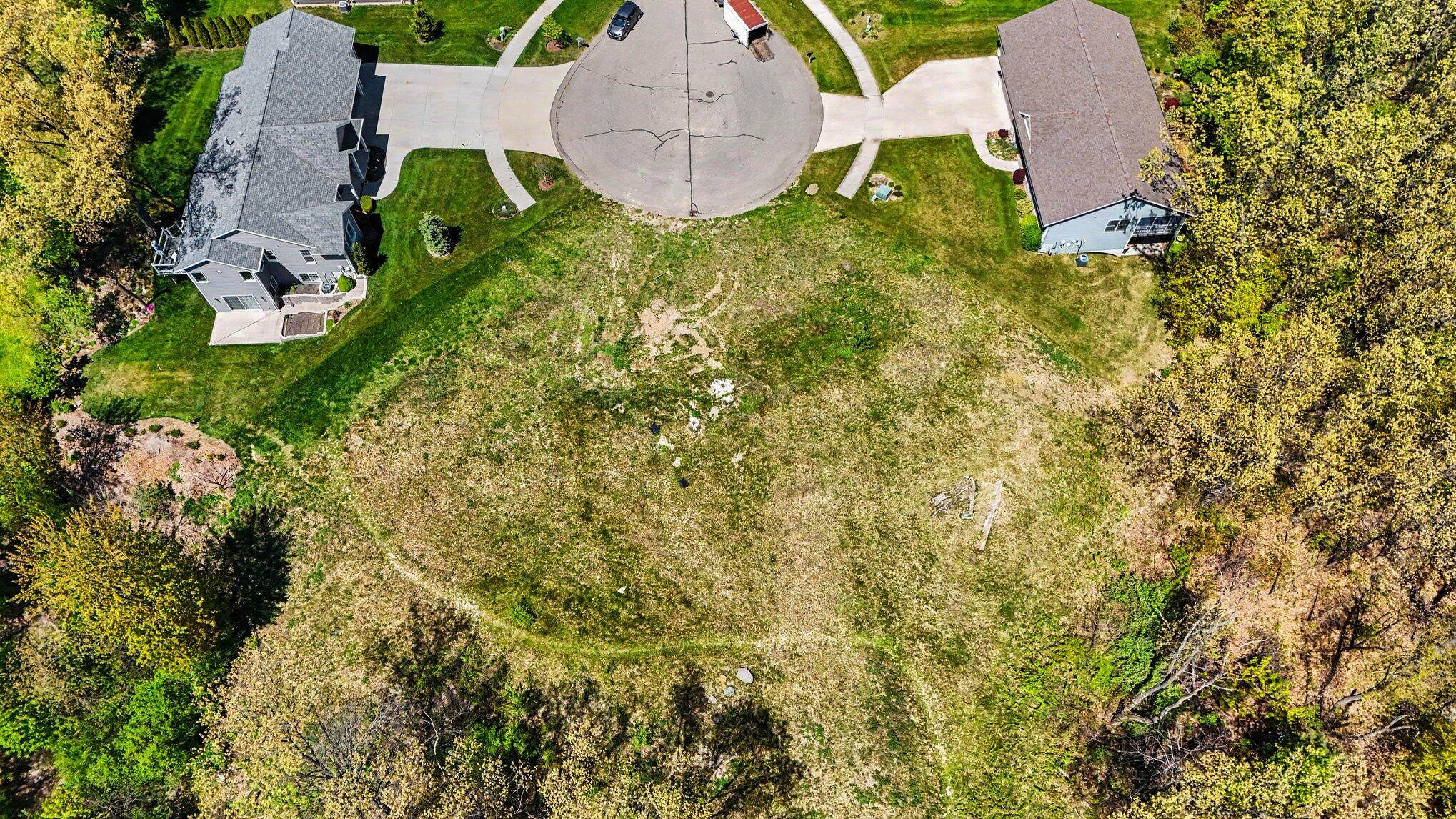 4777 Trail View NE Grand Rapids MI 49525