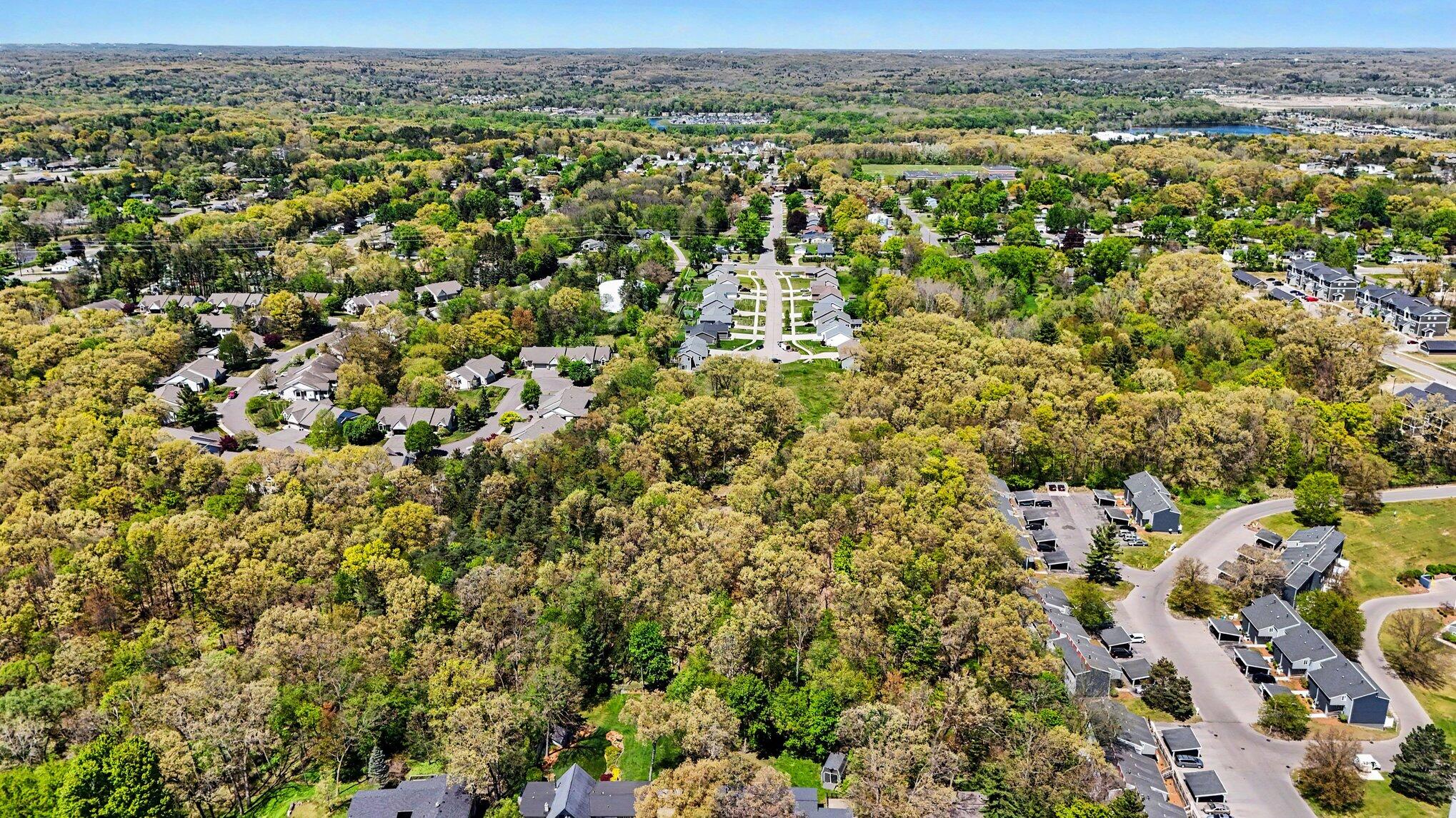4777 Trail View NE Grand Rapids MI 49525