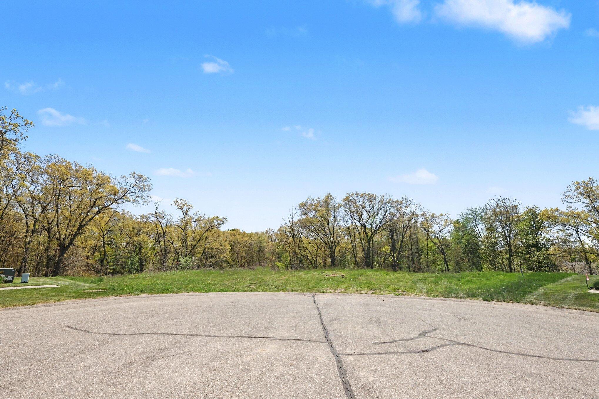 4777 Trail View NE Grand Rapids MI 49525