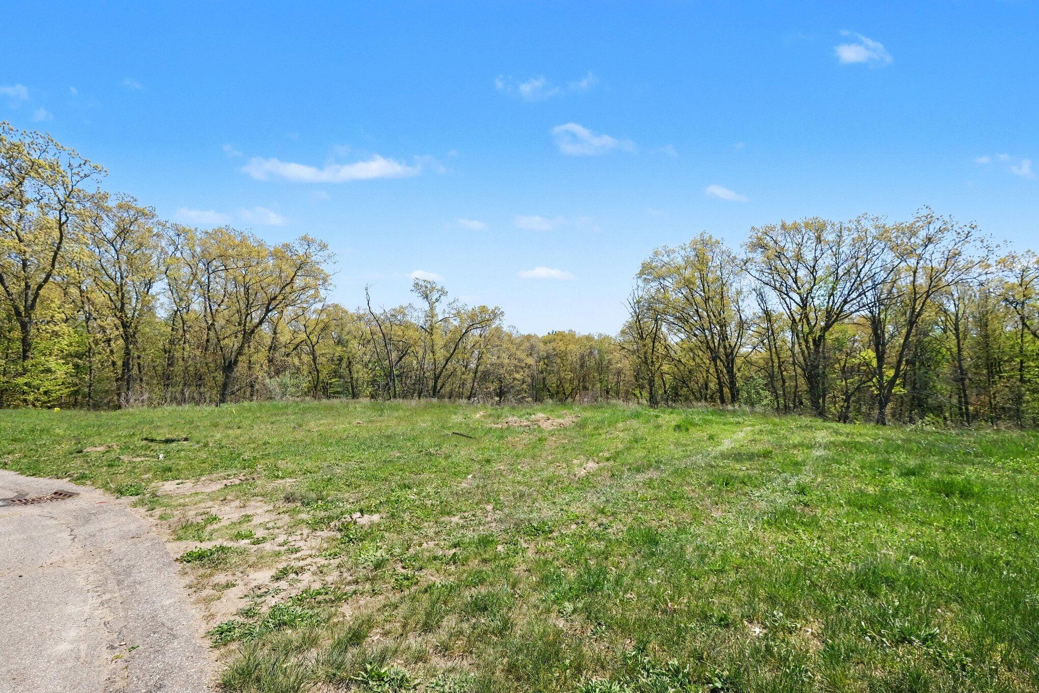 4777 Trail View NE Grand Rapids MI 49525