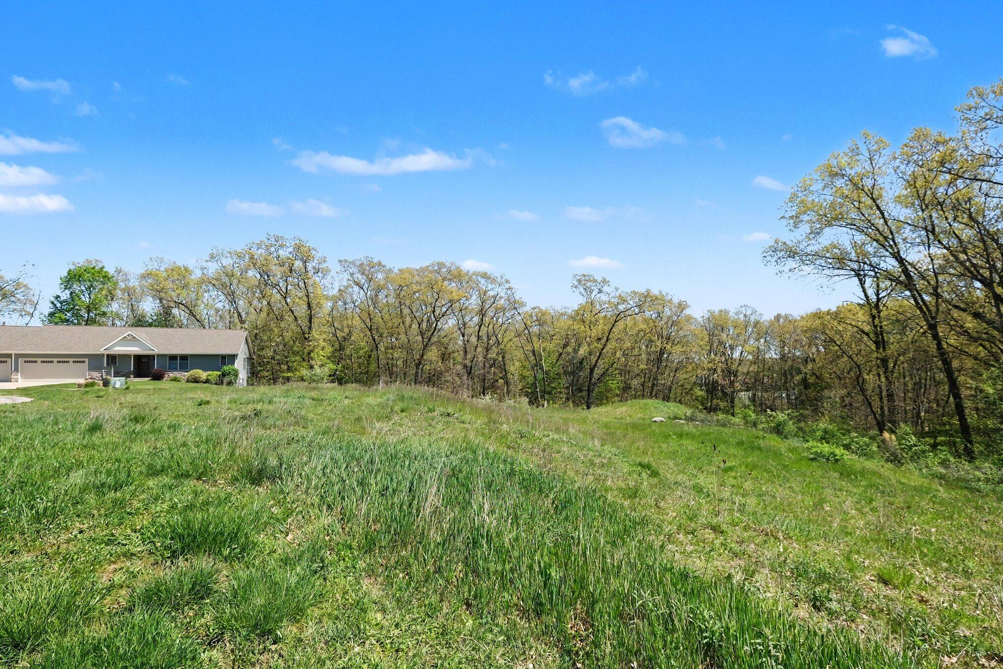 4777 Trail View NE Grand Rapids MI 49525