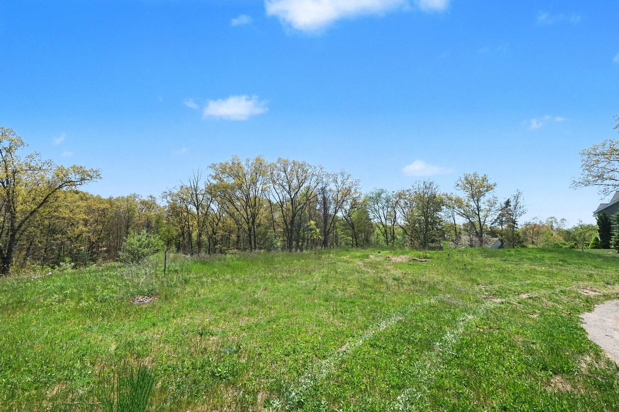 4777 Trail View NE Grand Rapids MI 49525