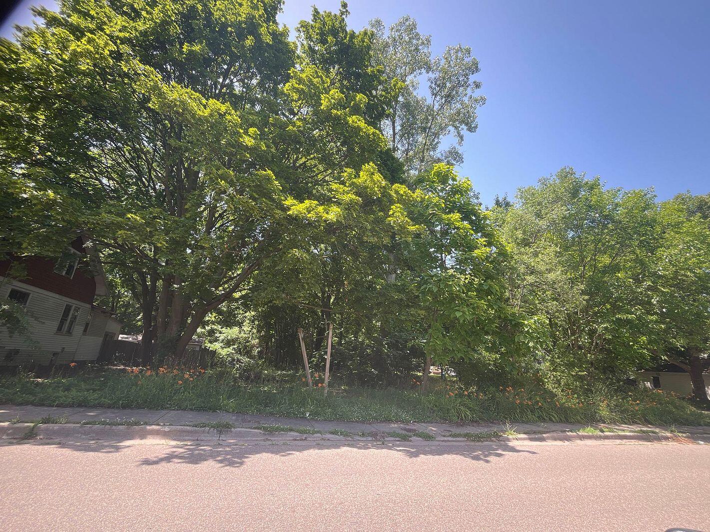 1320 Bryant Street Kalamazoo MI 49001