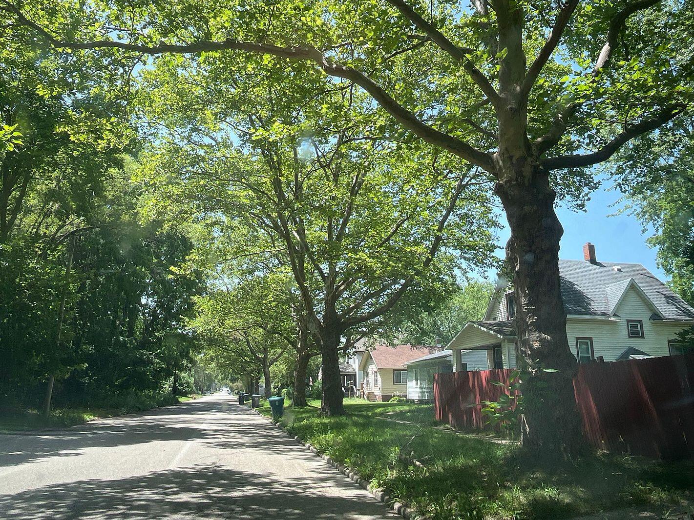 1320 Bryant Street Kalamazoo MI 49001