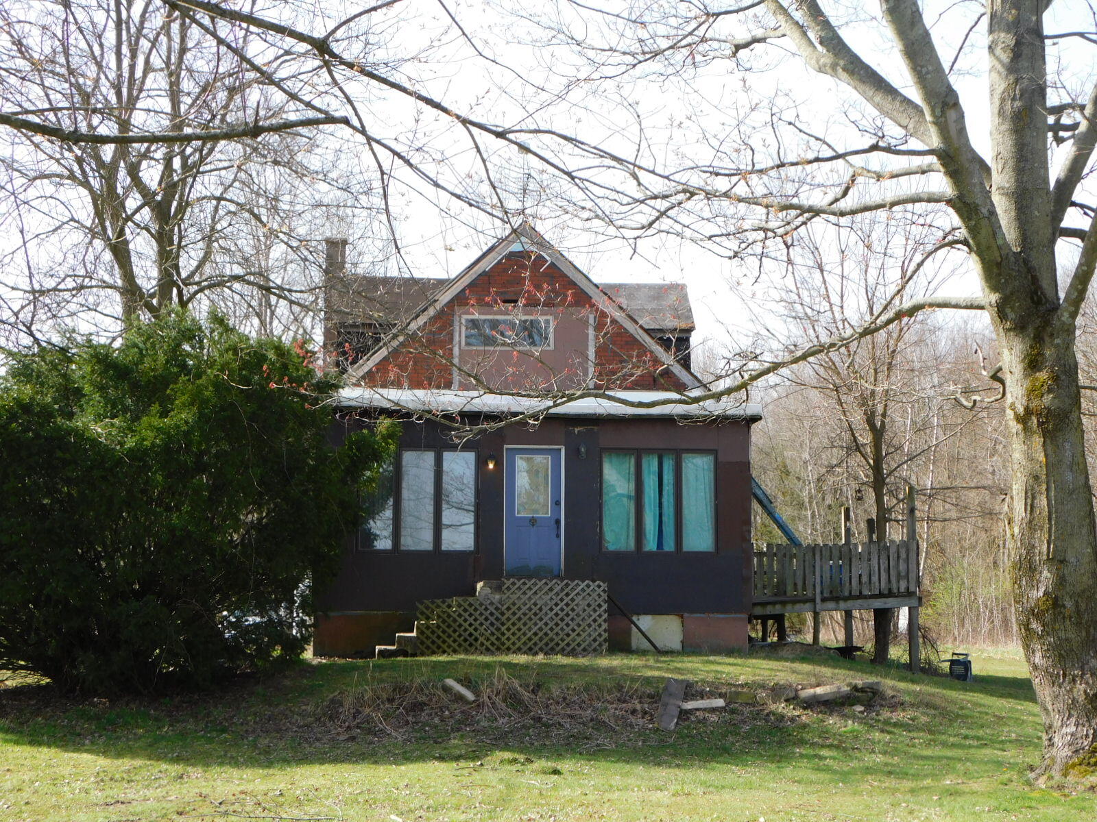 2583 Sodus Parkway Sodus MI 49126