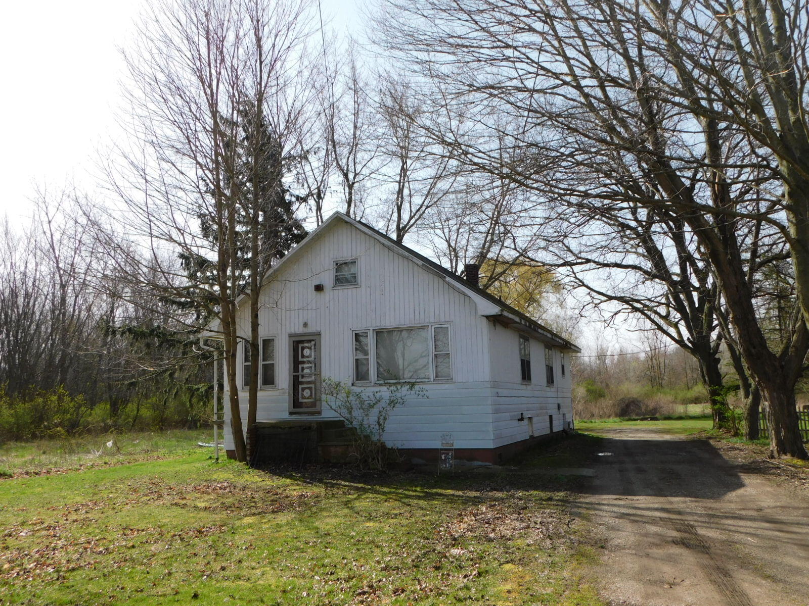2583 Sodus Parkway Sodus MI 49126