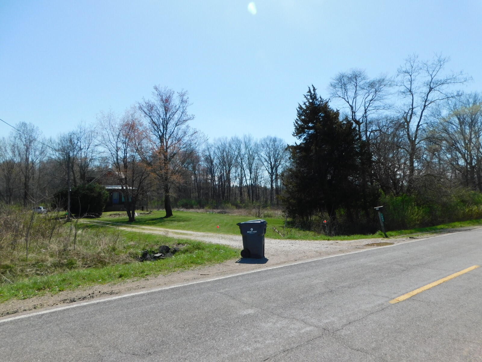 2583 Sodus Parkway Sodus MI 49126