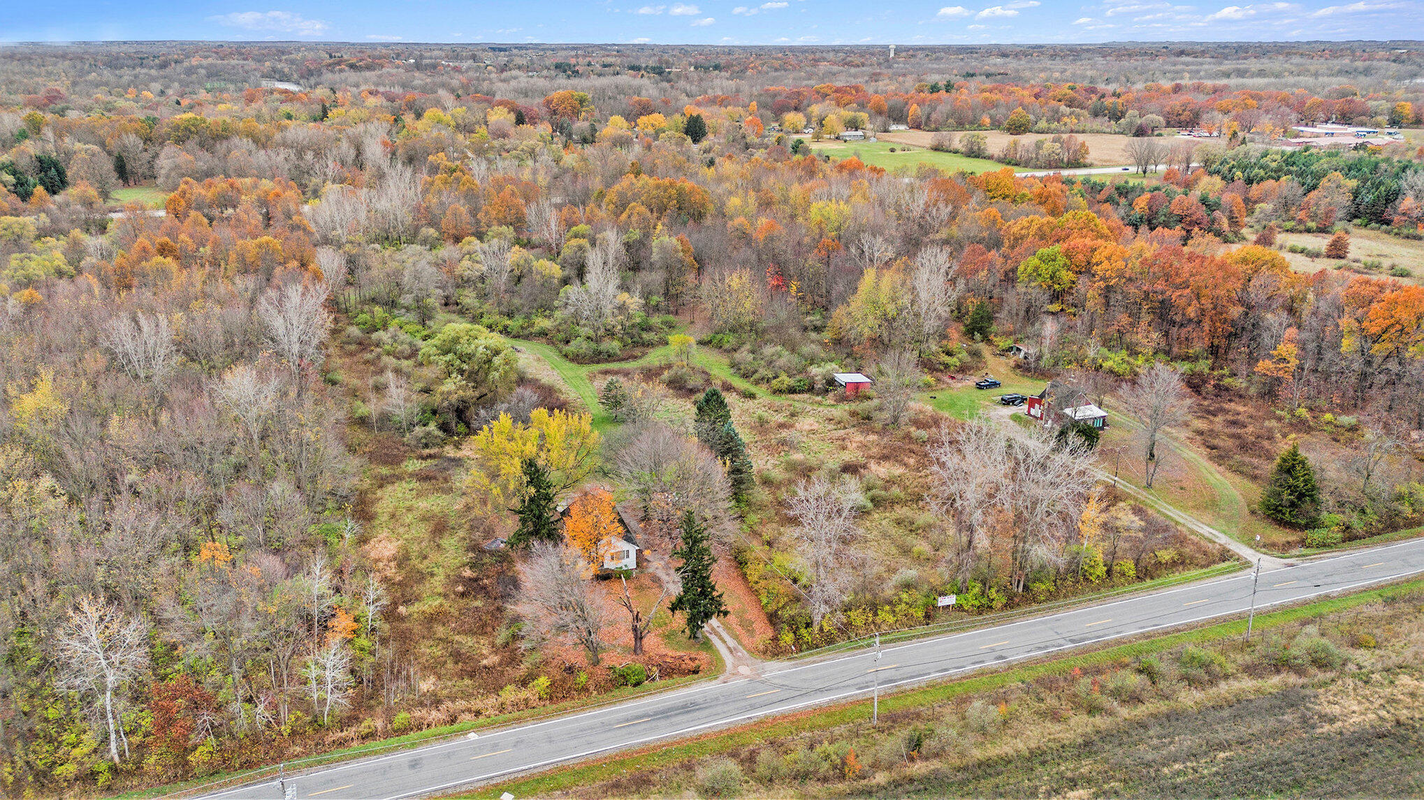 2583 Sodus Parkway Sodus MI 49126