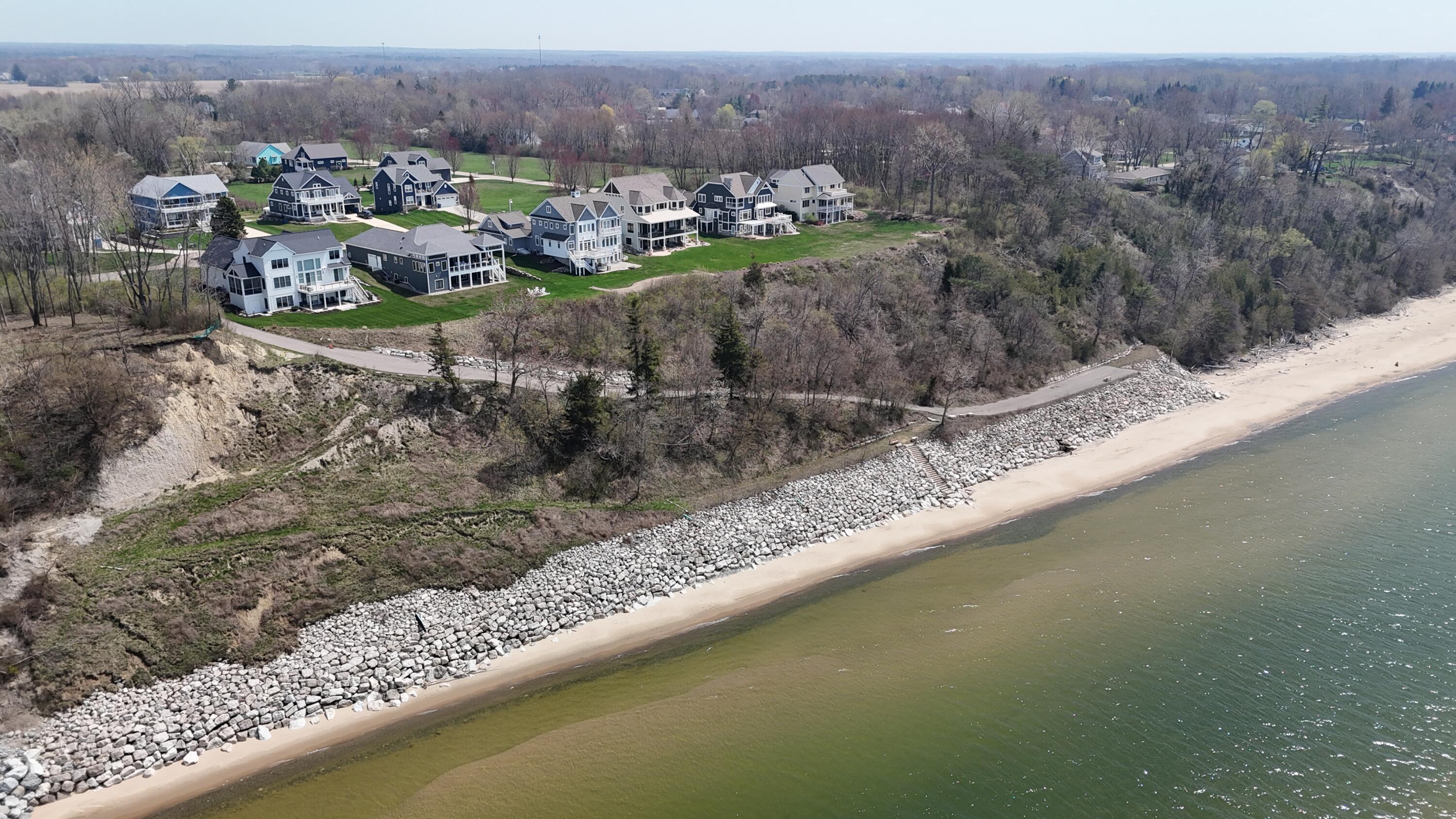 Ville Highfield Beach Drive South Haven MI 49090