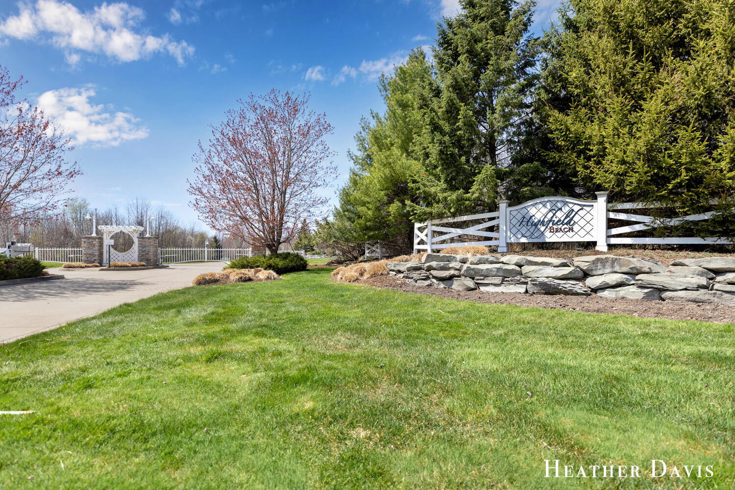 Ville Highfield Beach Drive South Haven MI 49090