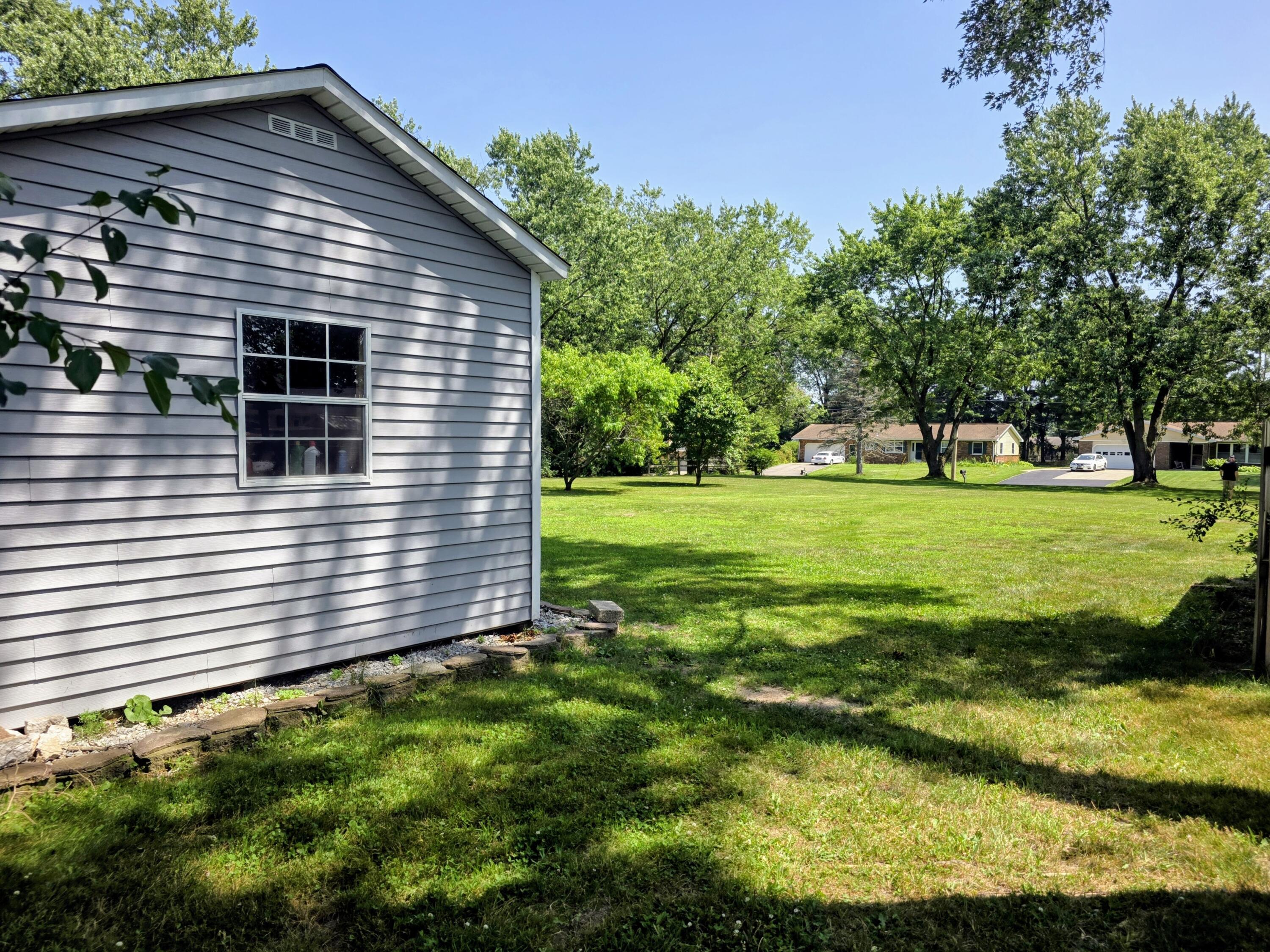 6421 Plainfield Avenue Kalamazoo MI 49048